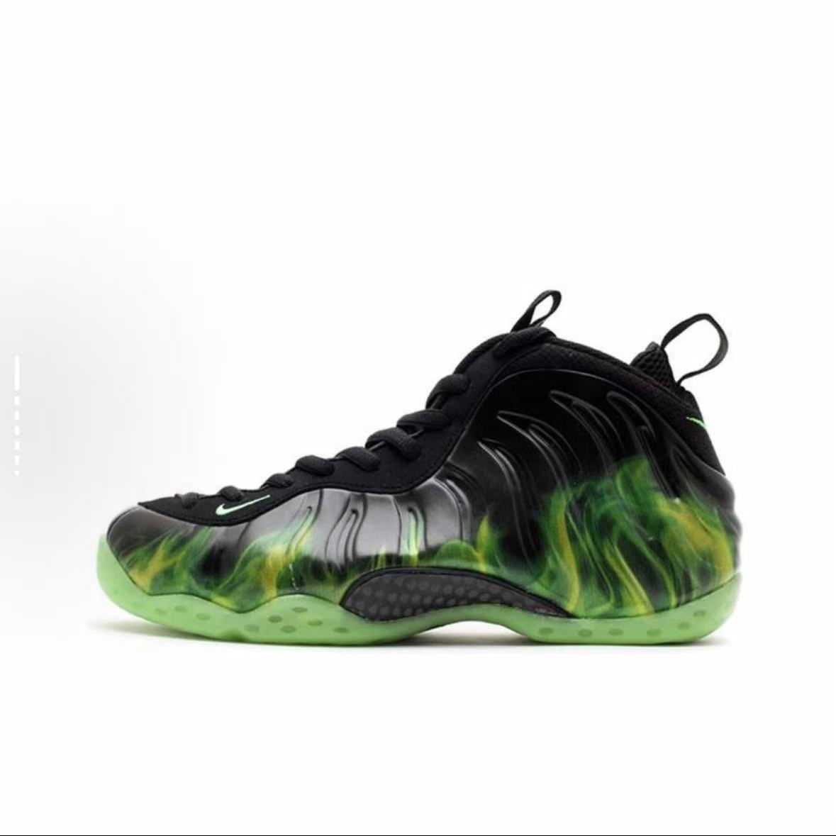 Nike Foamposite One 'Paranorman'