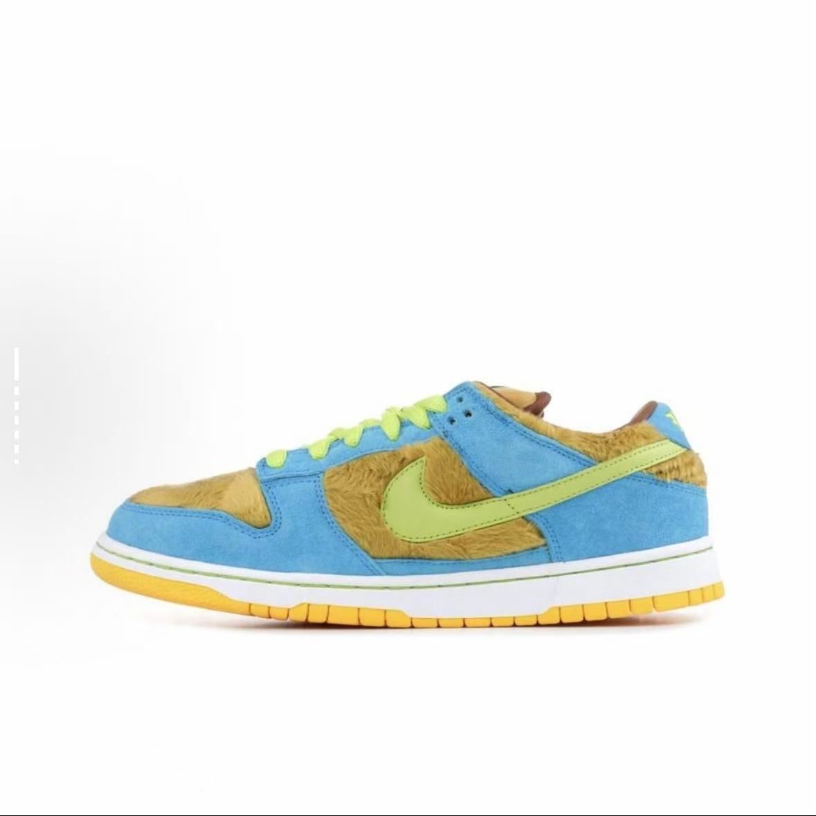 Nike Dunk SB Baby Bear