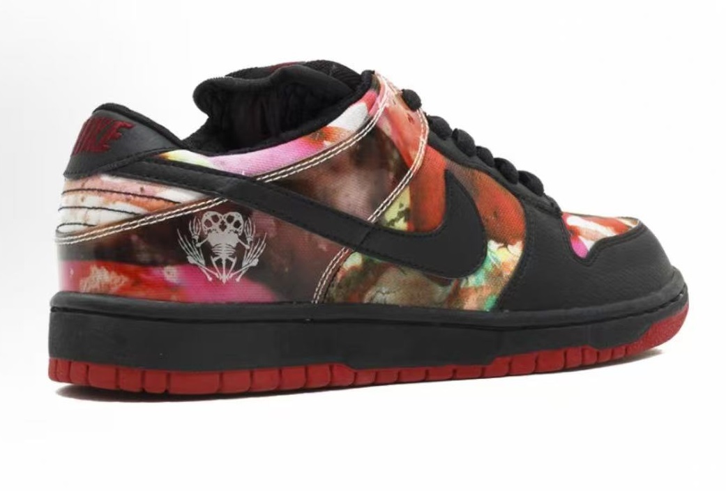 Nike Dunk SB Pushead 1