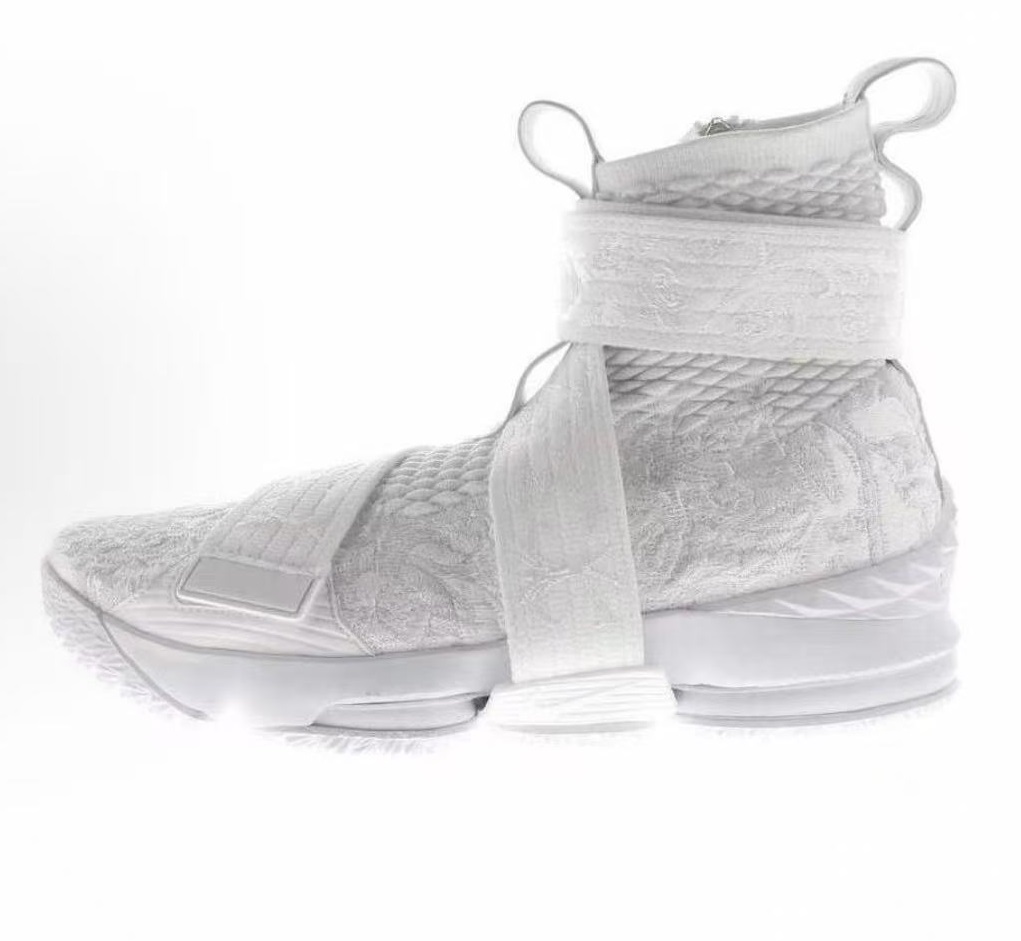 KITH x Nike Lebron 15