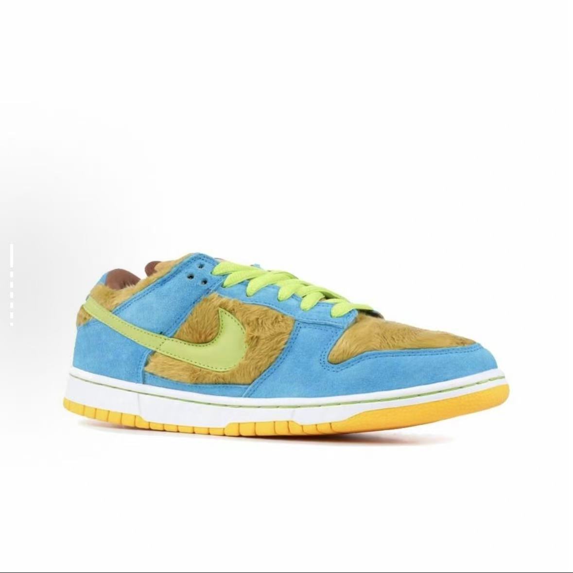 Nike Dunk SB Baby Bear