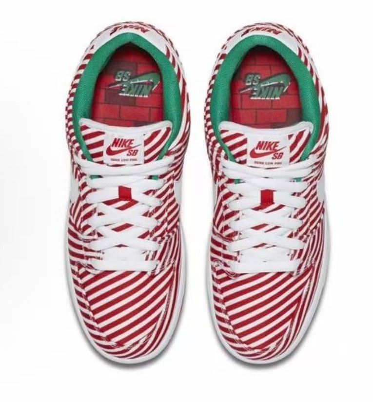 Nike Dunk SB Candy Cane