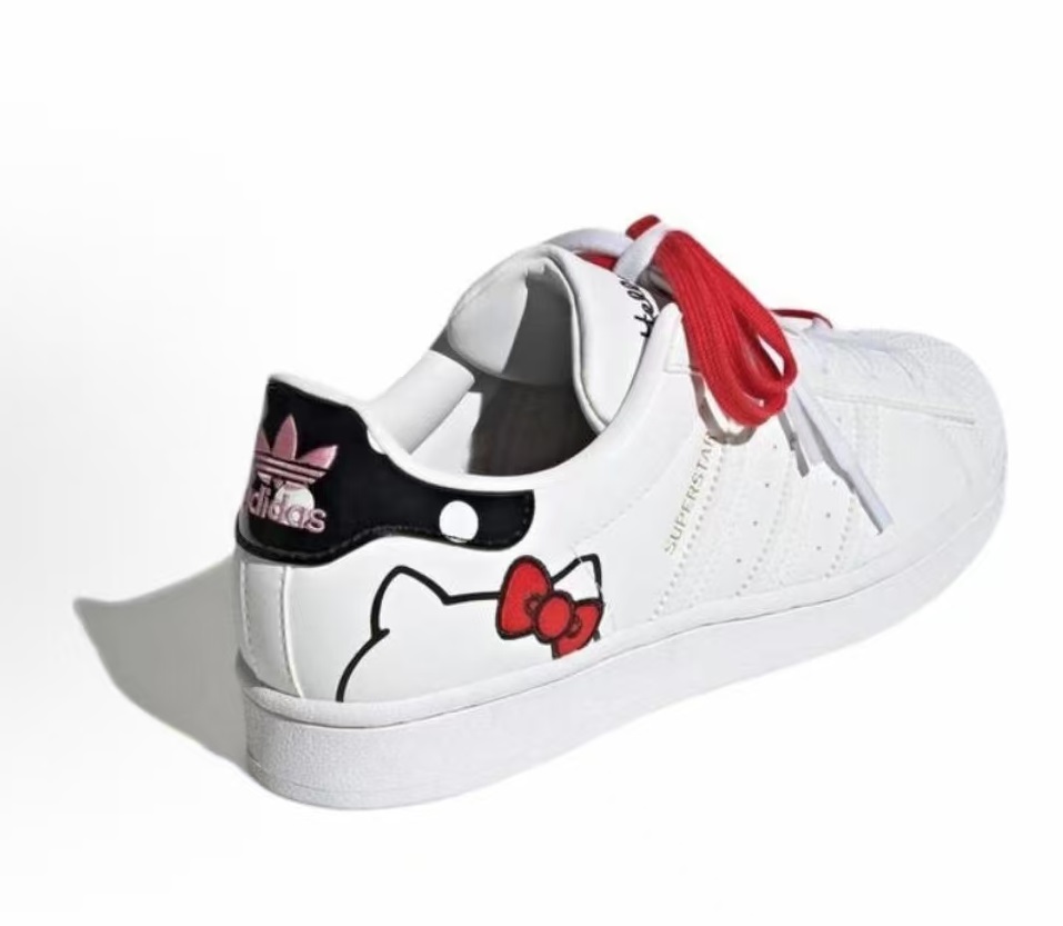 adidas originals x HELLO Kitty