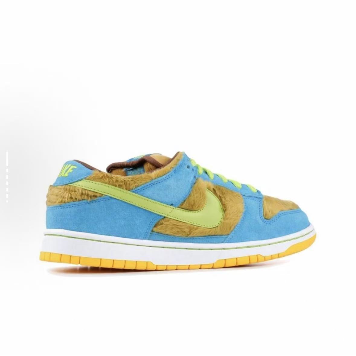 Nike Dunk SB Baby Bear