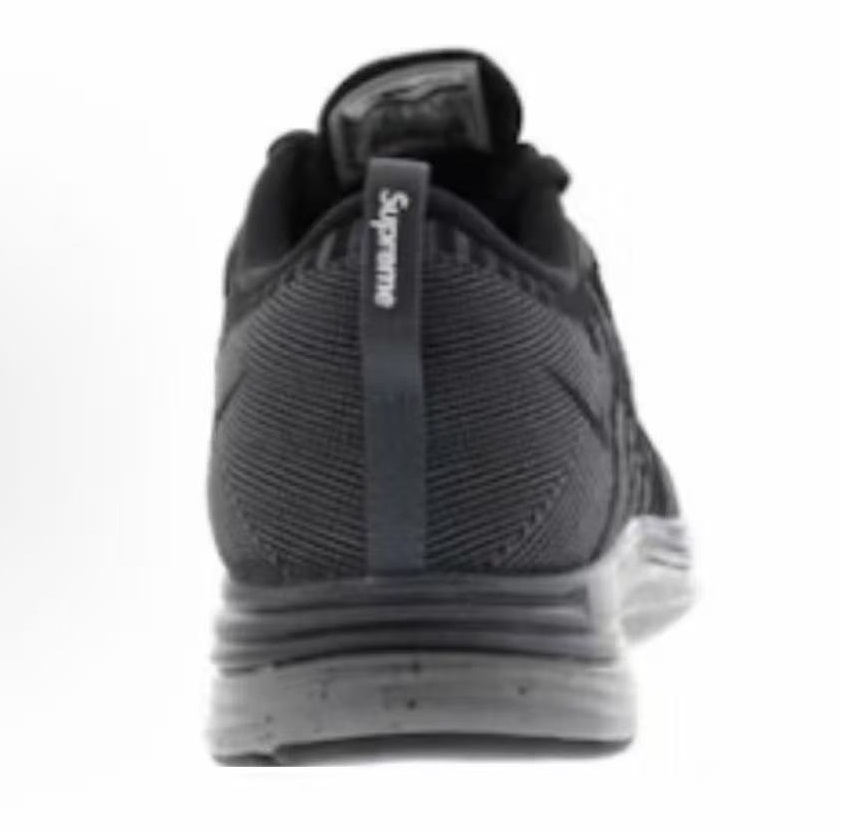 Supreme x  Nike Flyknit Lunar 1 NYC Black