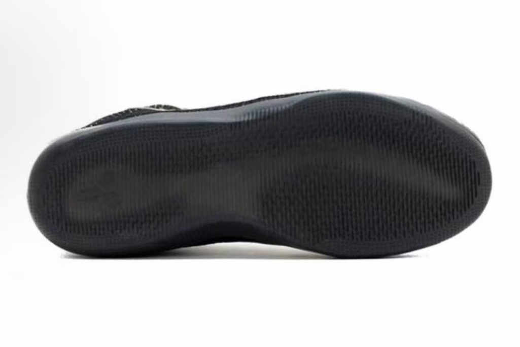 Nike Kobe 11 Elite low Black Mamba Collection Fade to Black