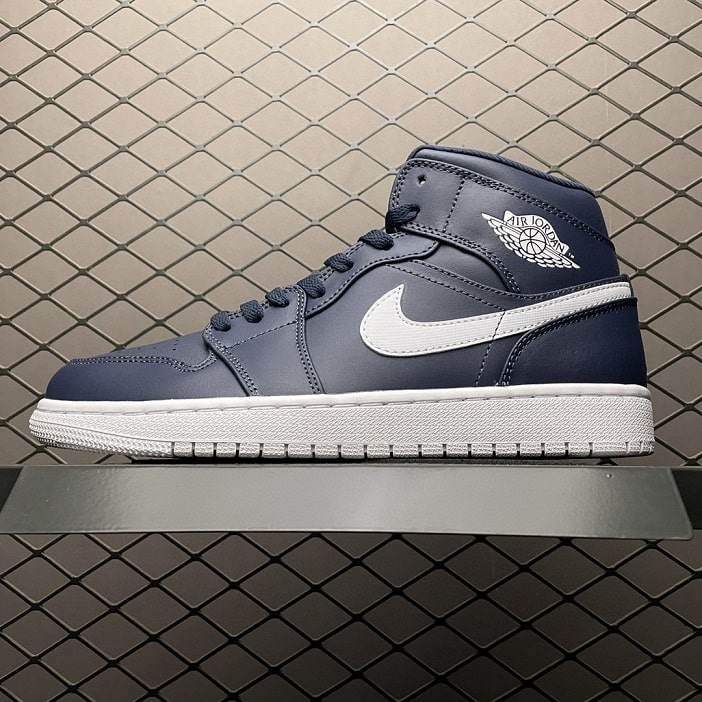 Air Jordan 1 Retro Mid Obsidian White