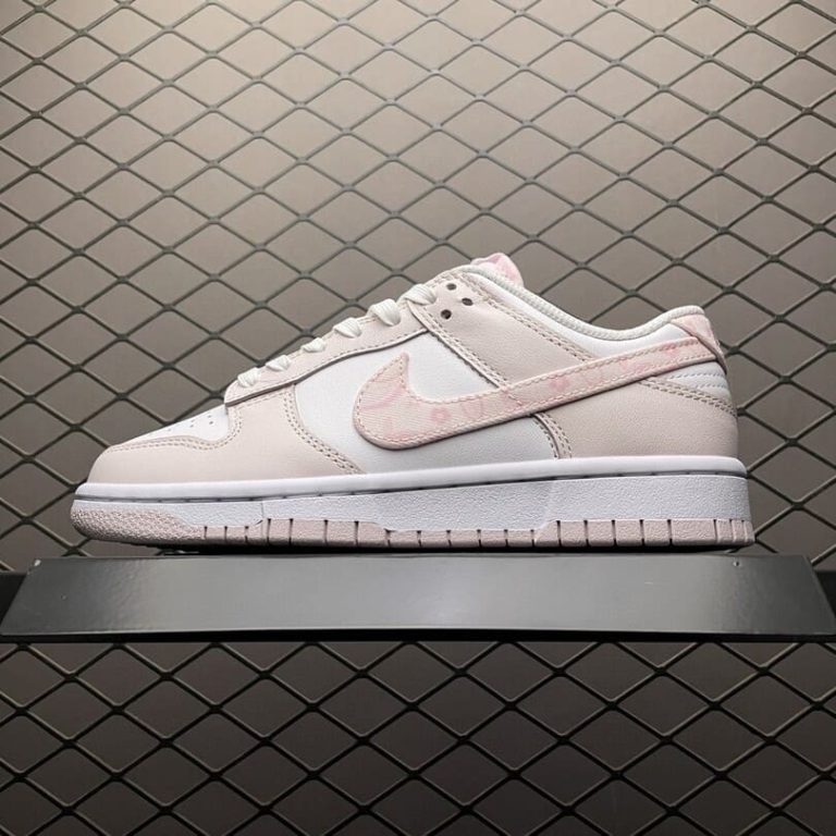 Dunk Low Paisley Pack Pink (Women’s)