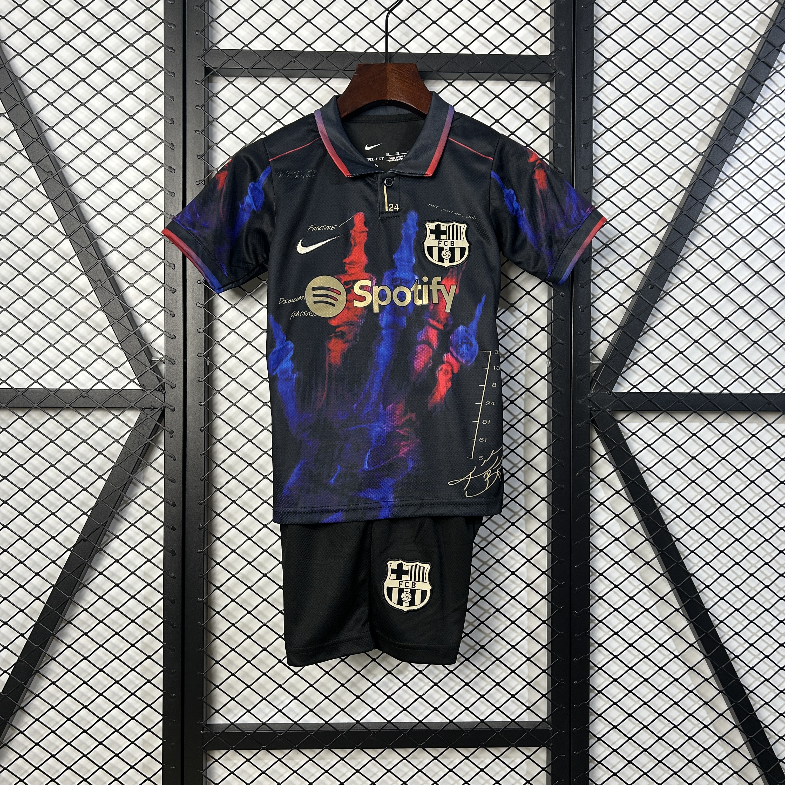 25/26 kids Barcelona Special Edition