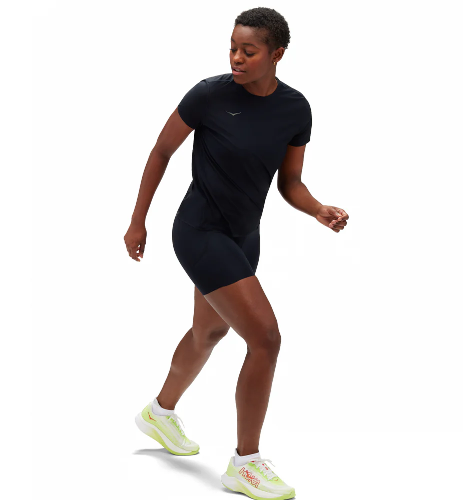 Hoka W AIROLITE RUN SHORT SLEEVE Black