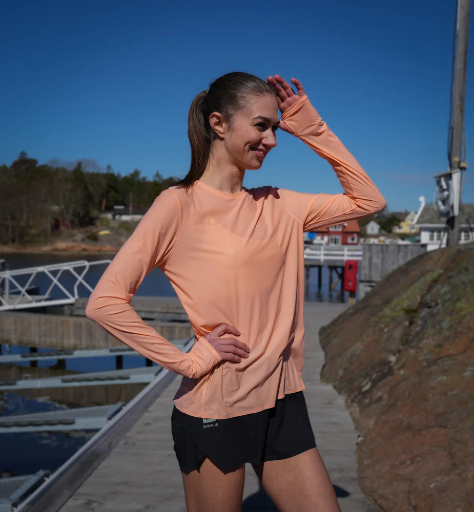Hoka W AIROLITE RUN LONG SLEEVE Papaya
