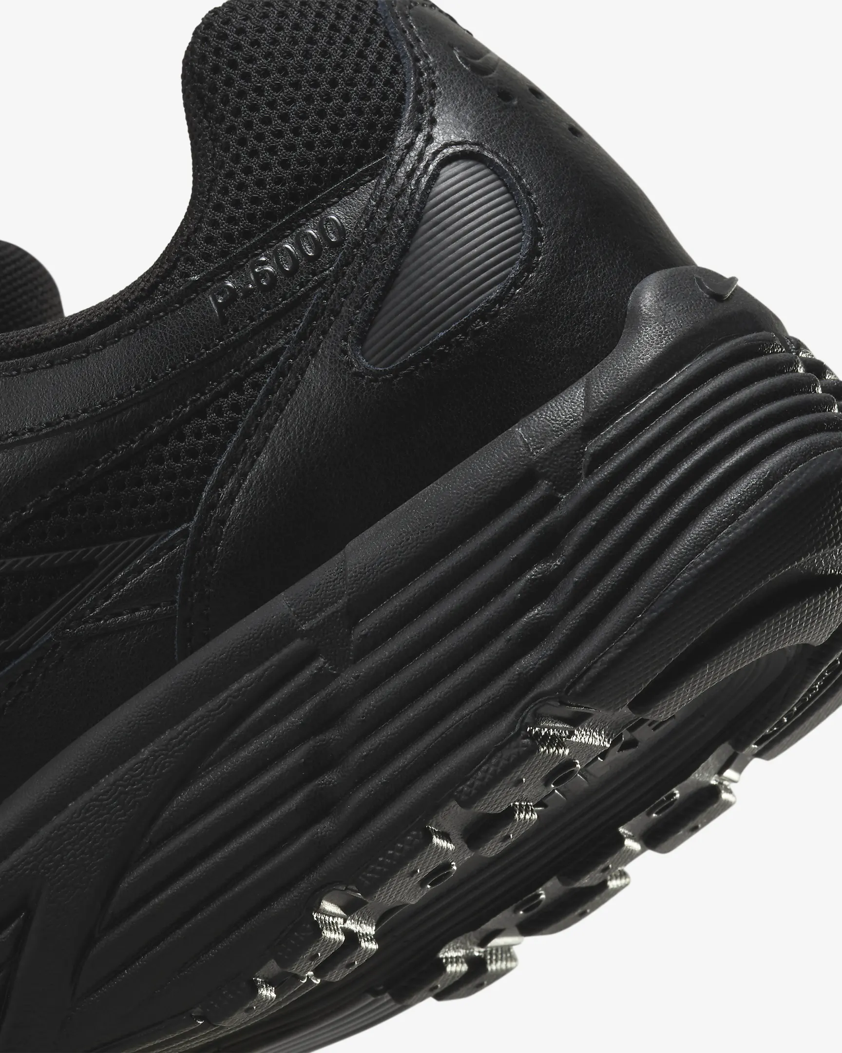 Nike P-6000