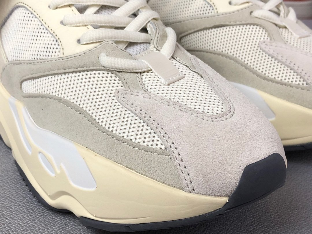 Adidas Yeezy Boost 700 Analog