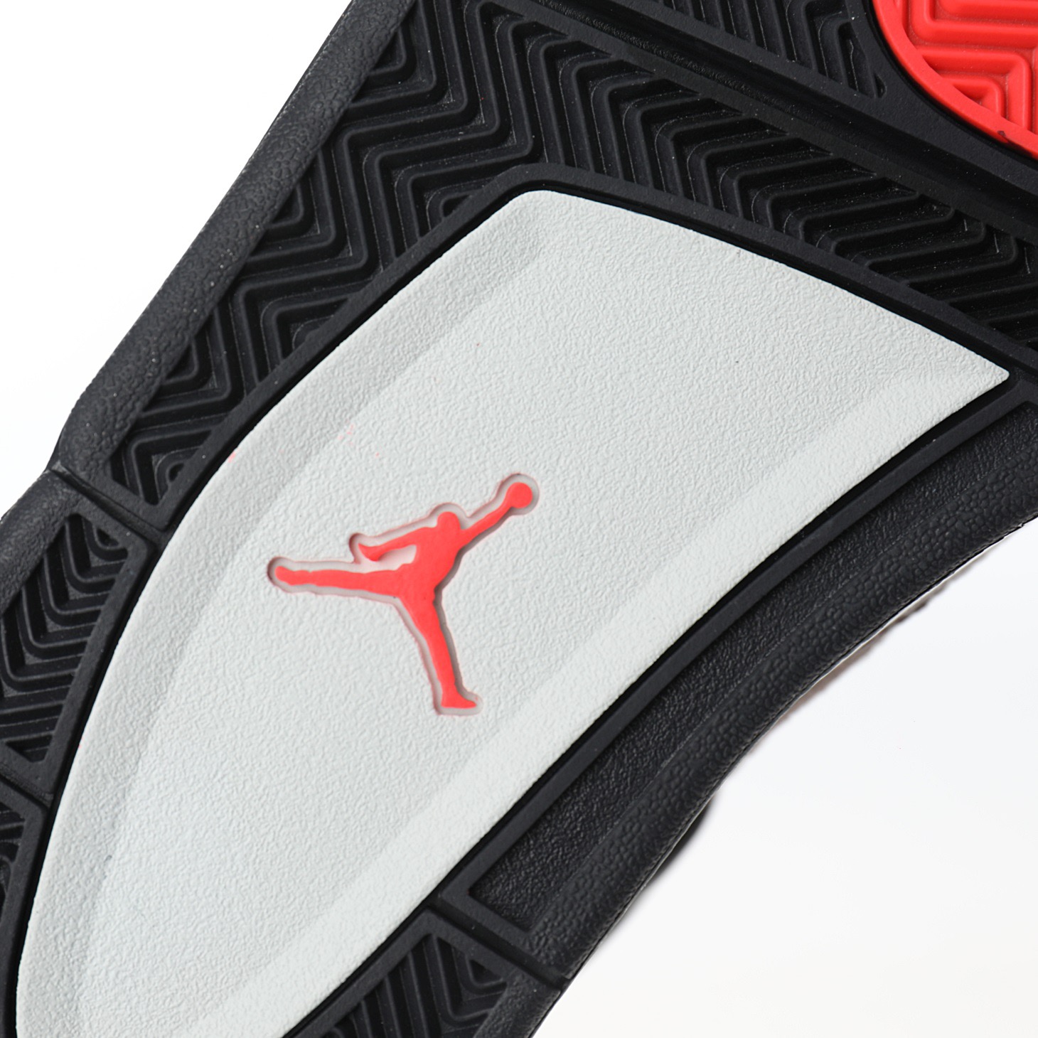 Jordan 4 Retro Taupe Haze