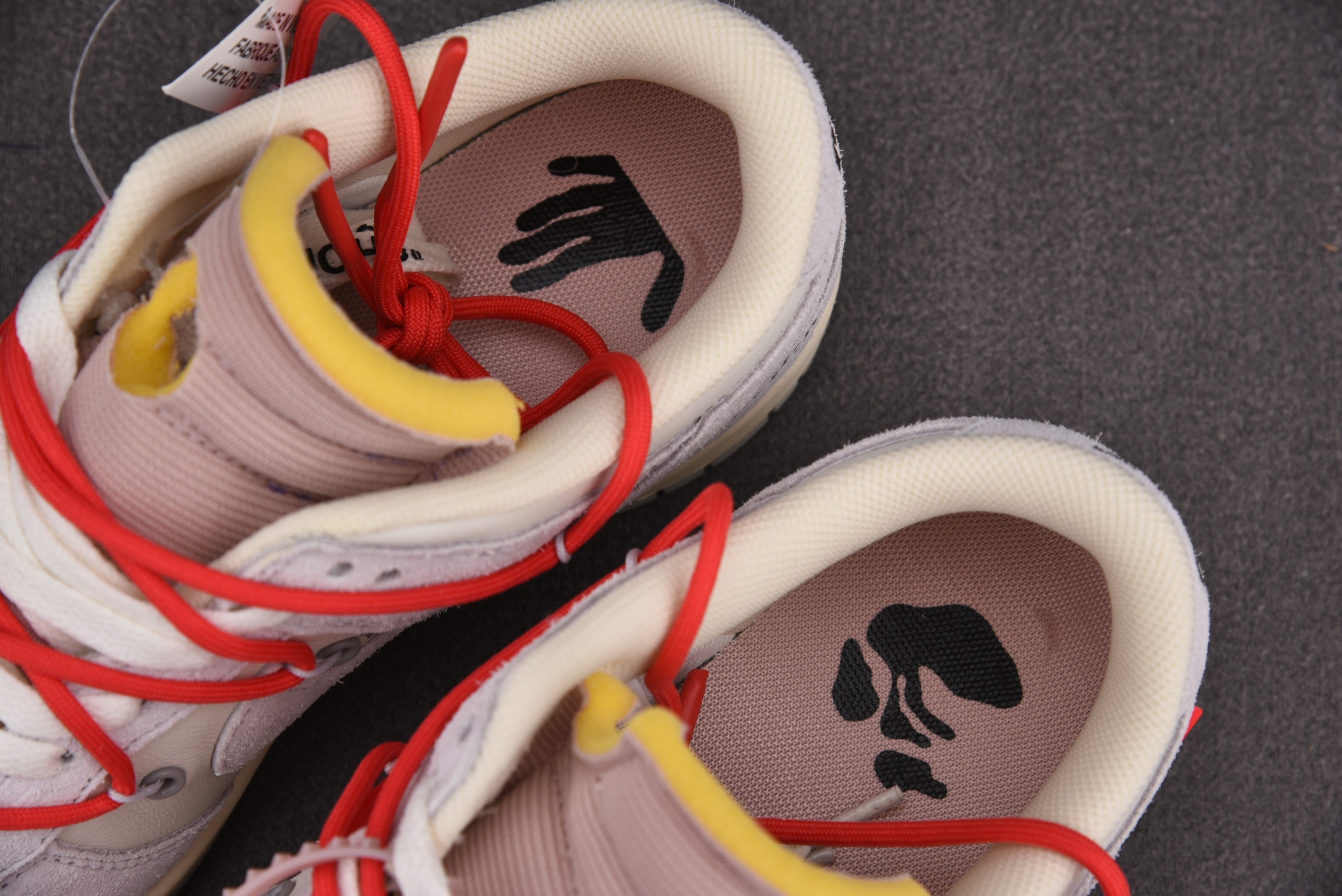 Nike Dunk Low   Lot 33