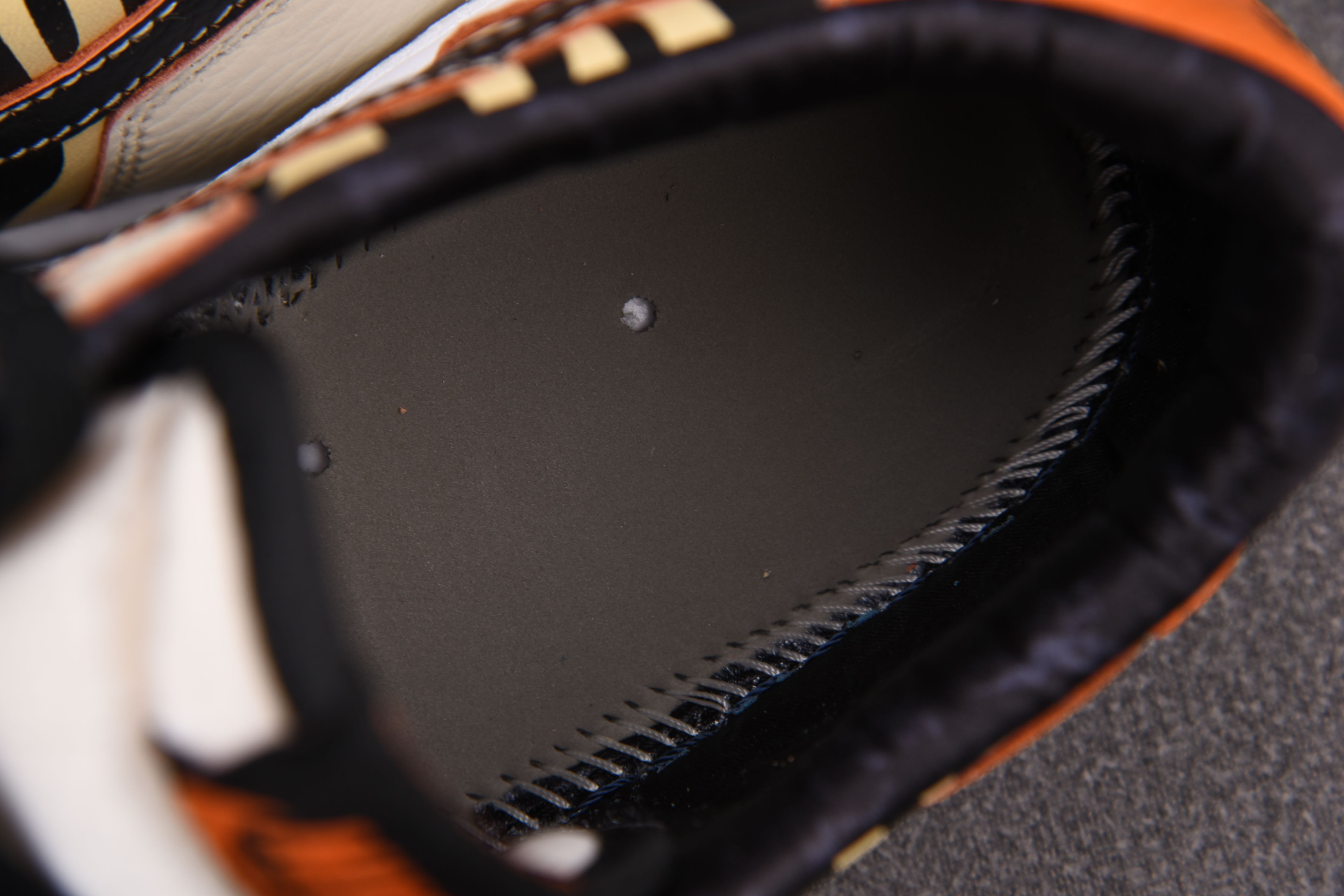 Jordan 1 Low OG Year of the Tiger