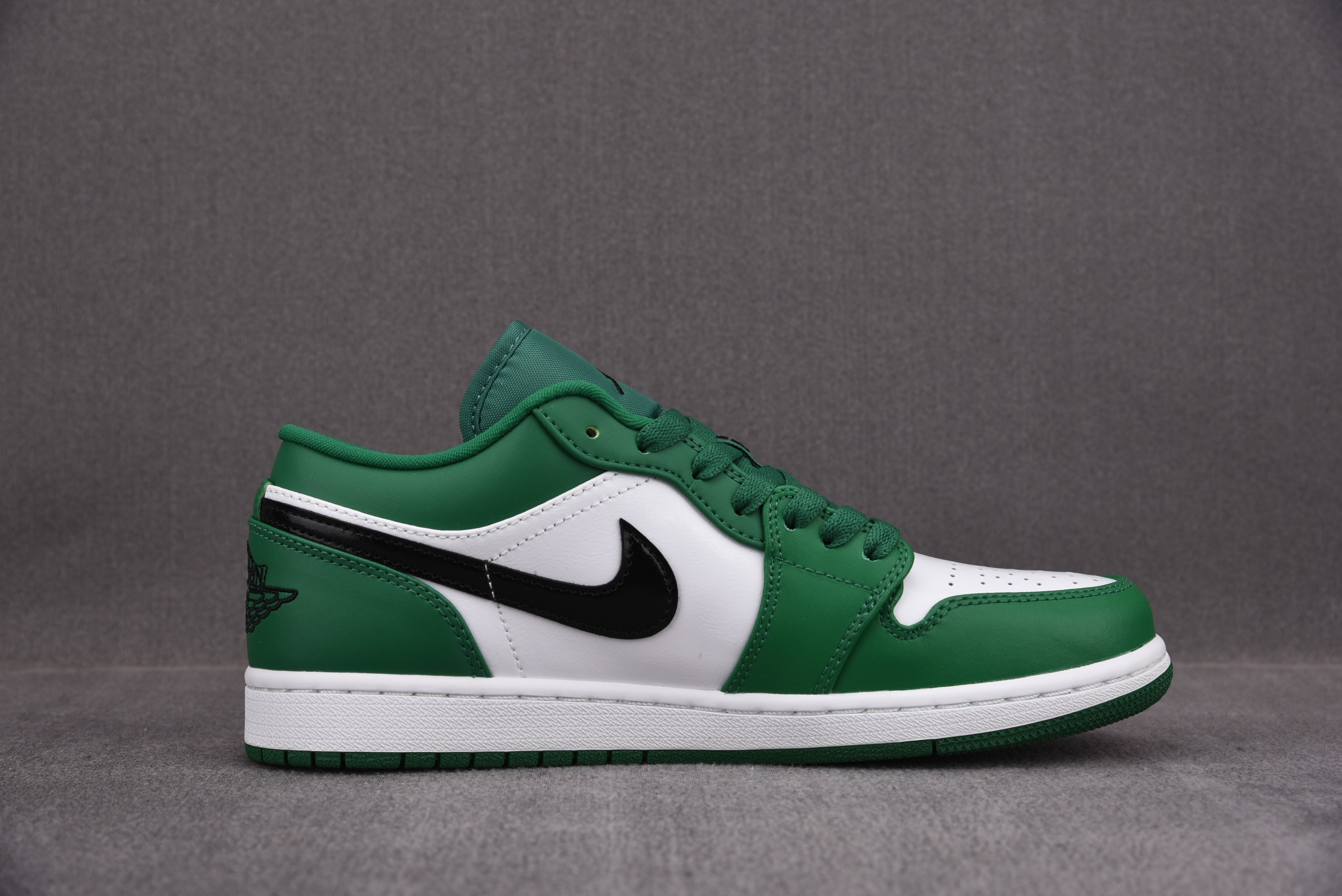 Jordan 1 Low Pine Green