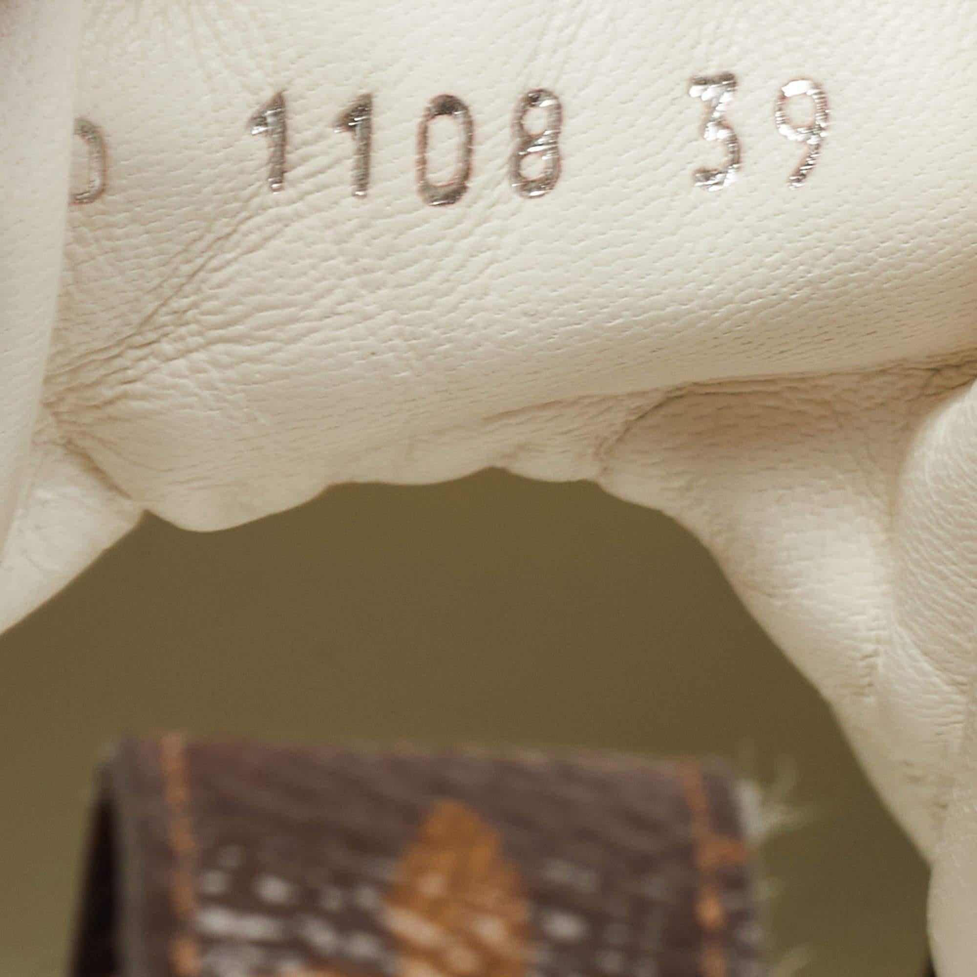 Louis Vuitton Silver/White Leather and Mesh Archlight Sneakers