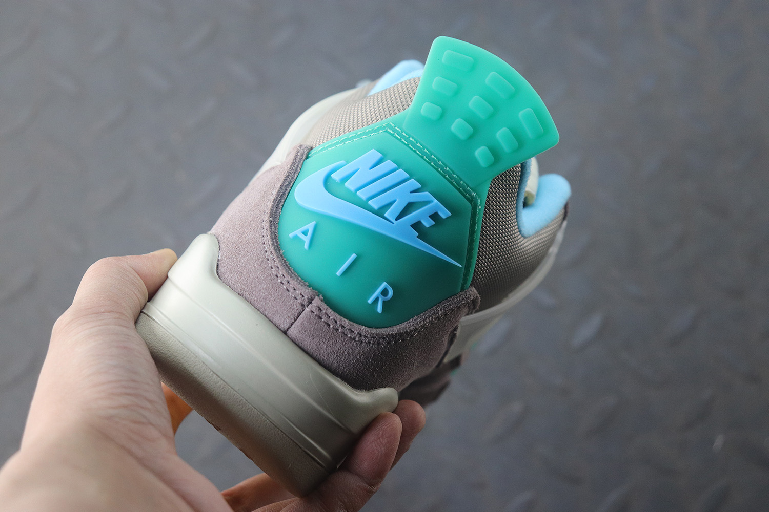 Jordan 4 Retro SP 30th Anniversary Union Taupe Haze