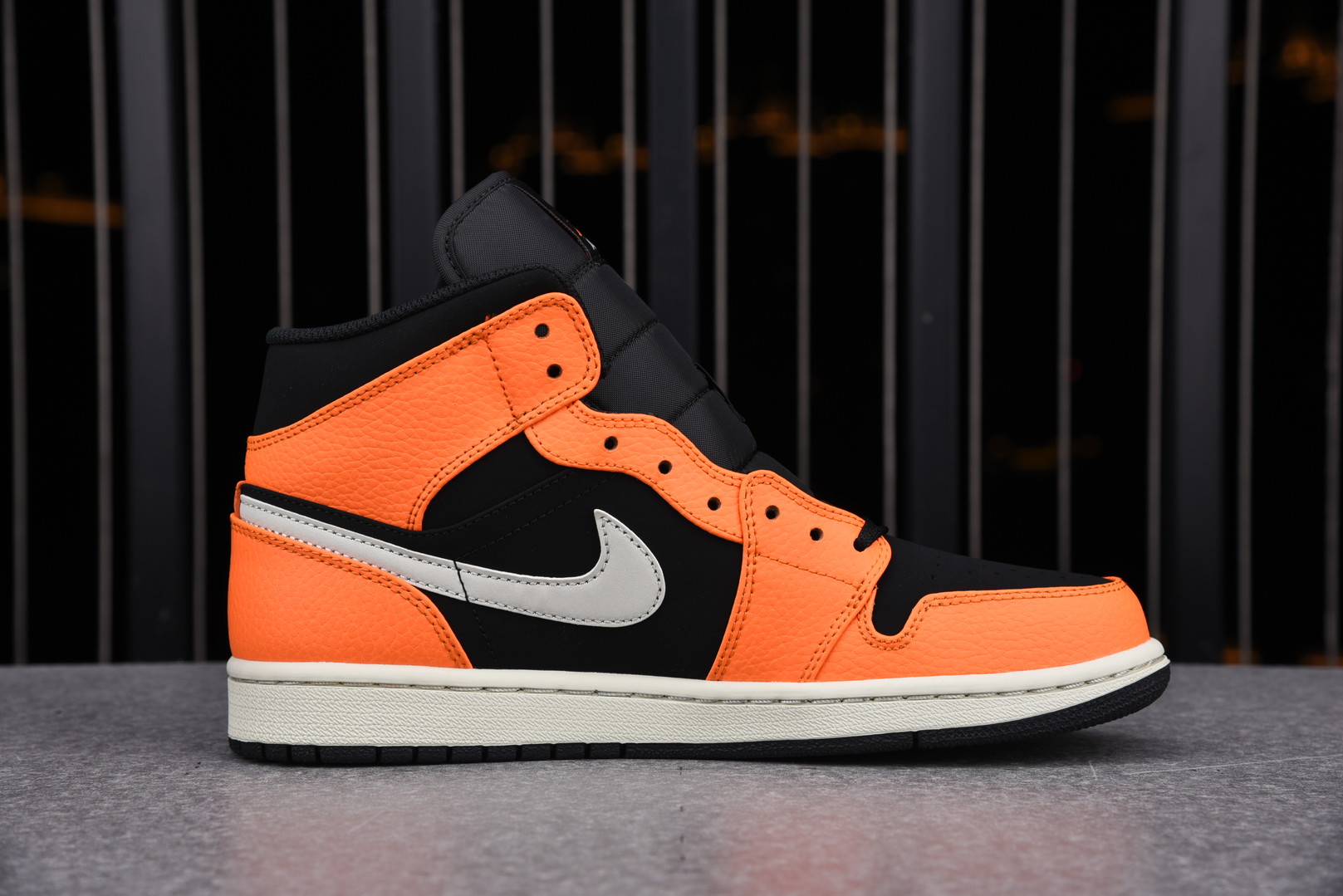 Jordan 1 Mid Black Cone