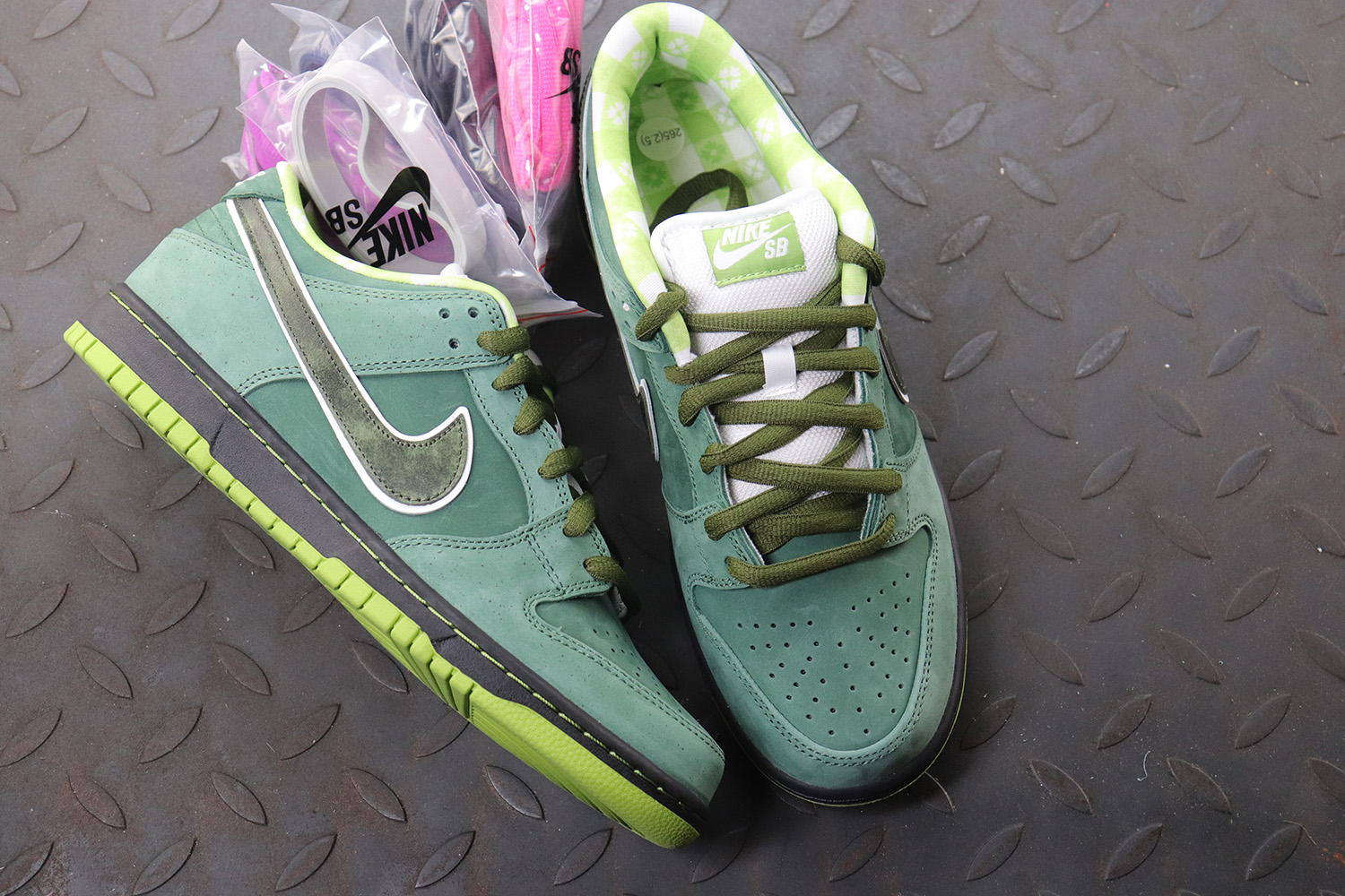 Nike SB Dunk Low Concepts Green Lobster (Regular Box)