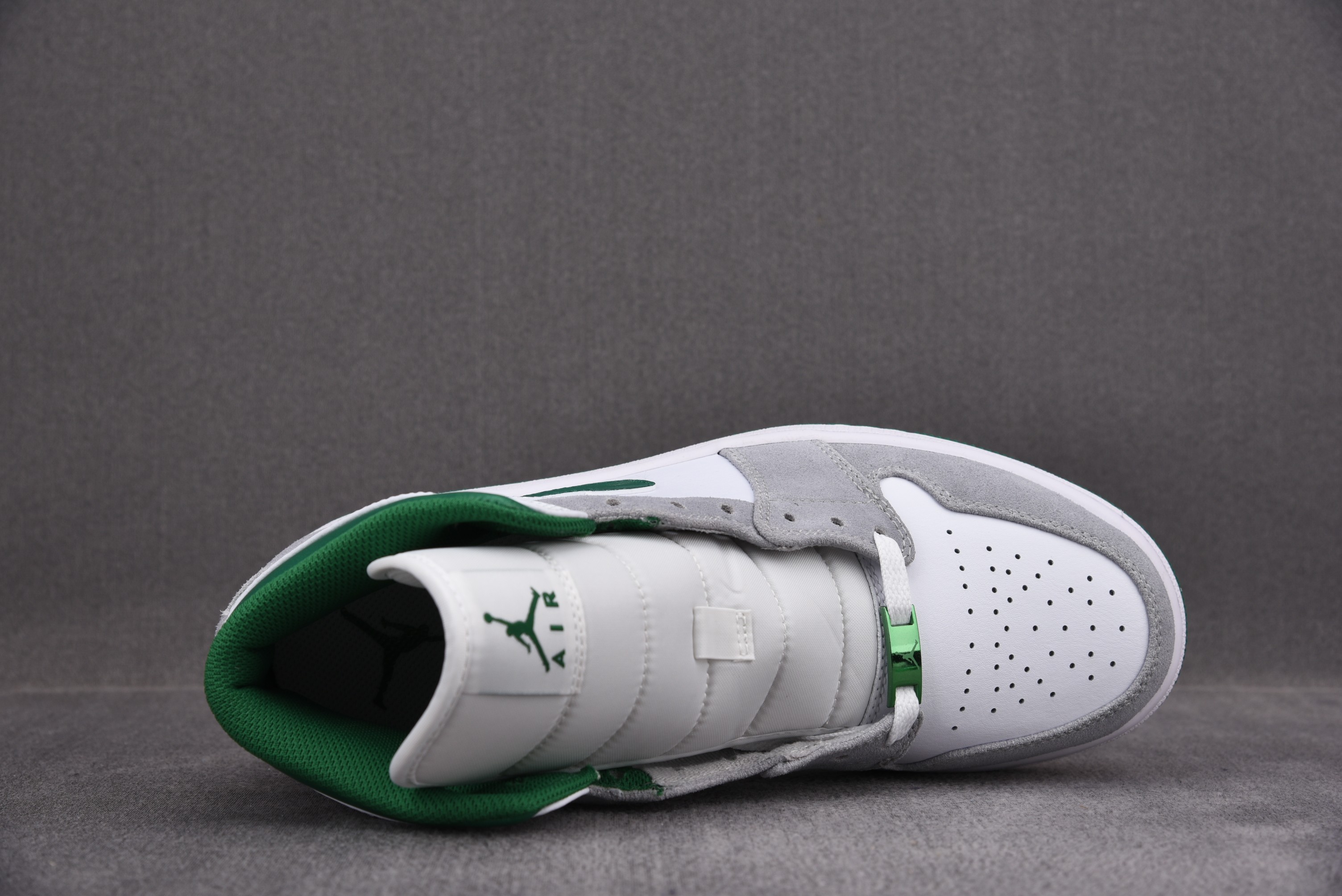 Jordan 1 Mid SE Grey Green