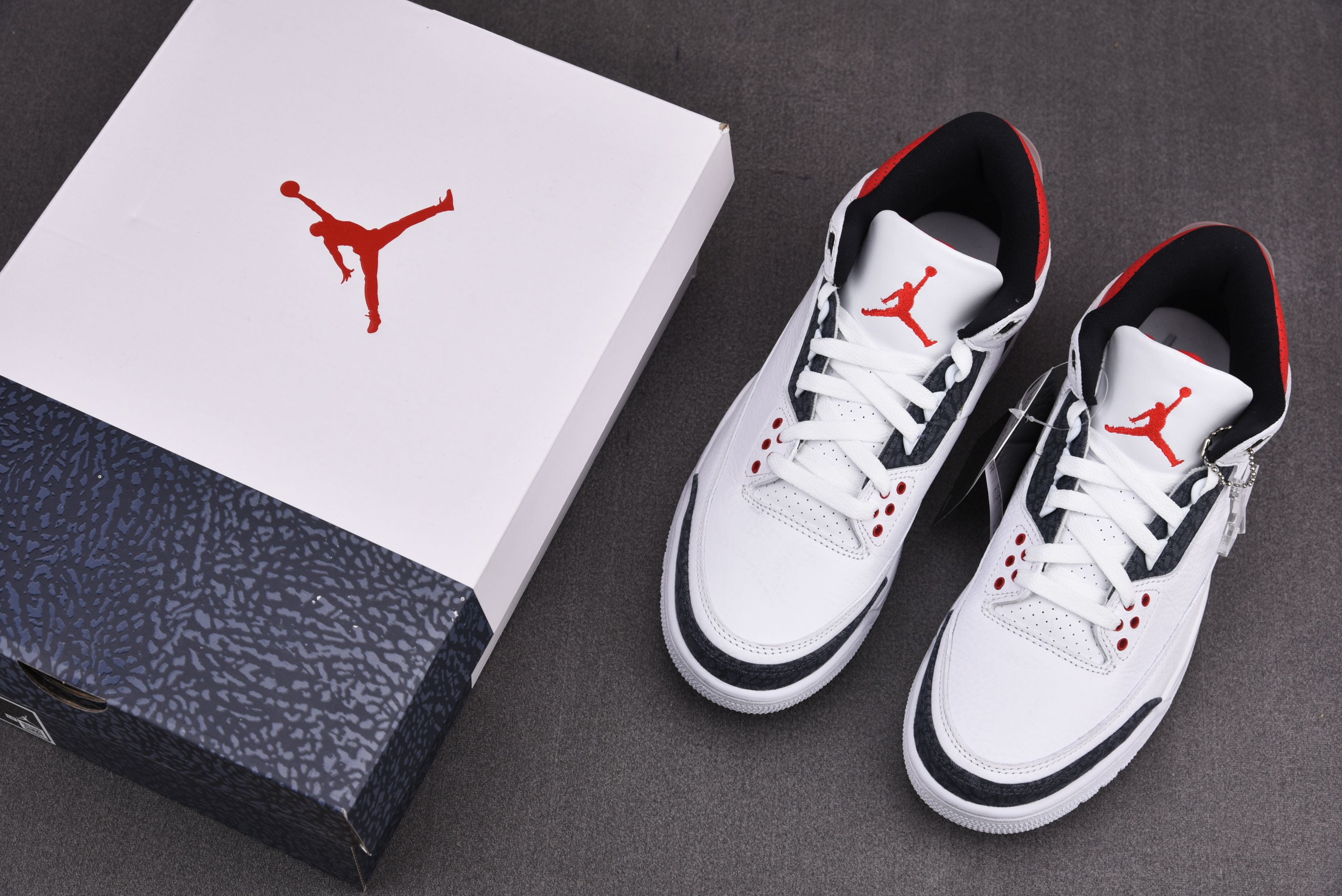 Jordan 3 Retro SE-T CO JP Fire Red Denim