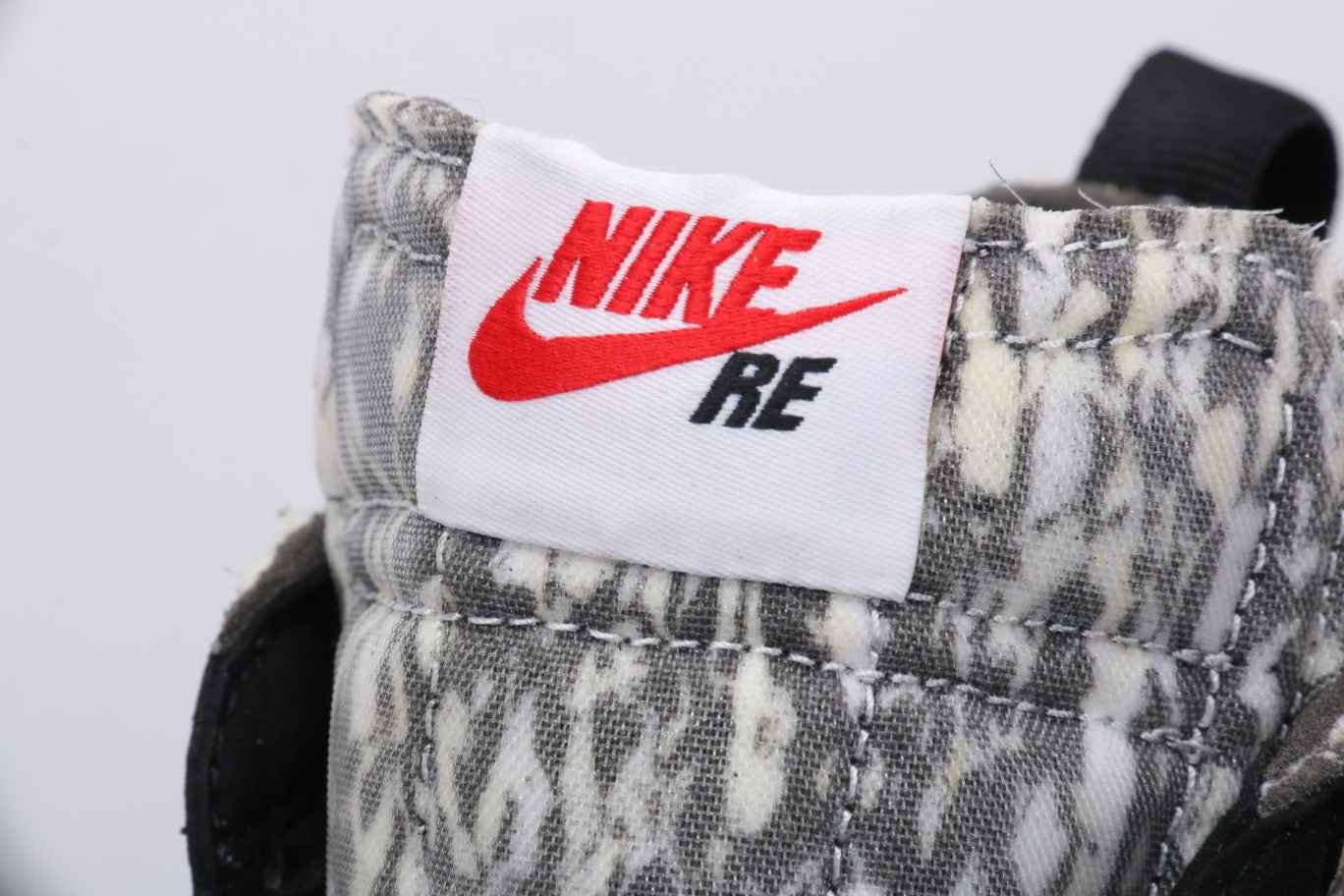 Nike Blazer Mid READYMADE Black