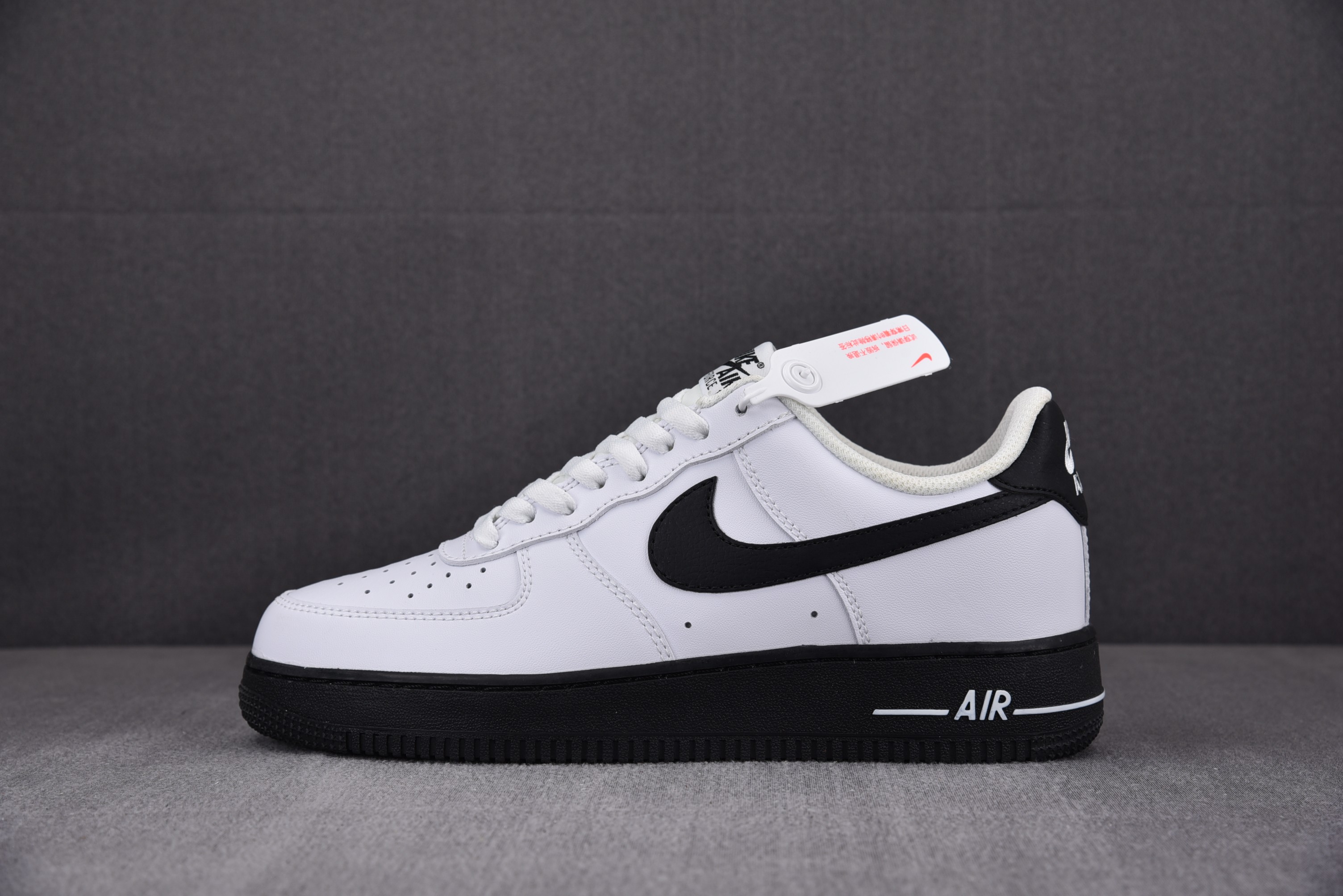 Nike Air Force 1 Low White Black Midsole