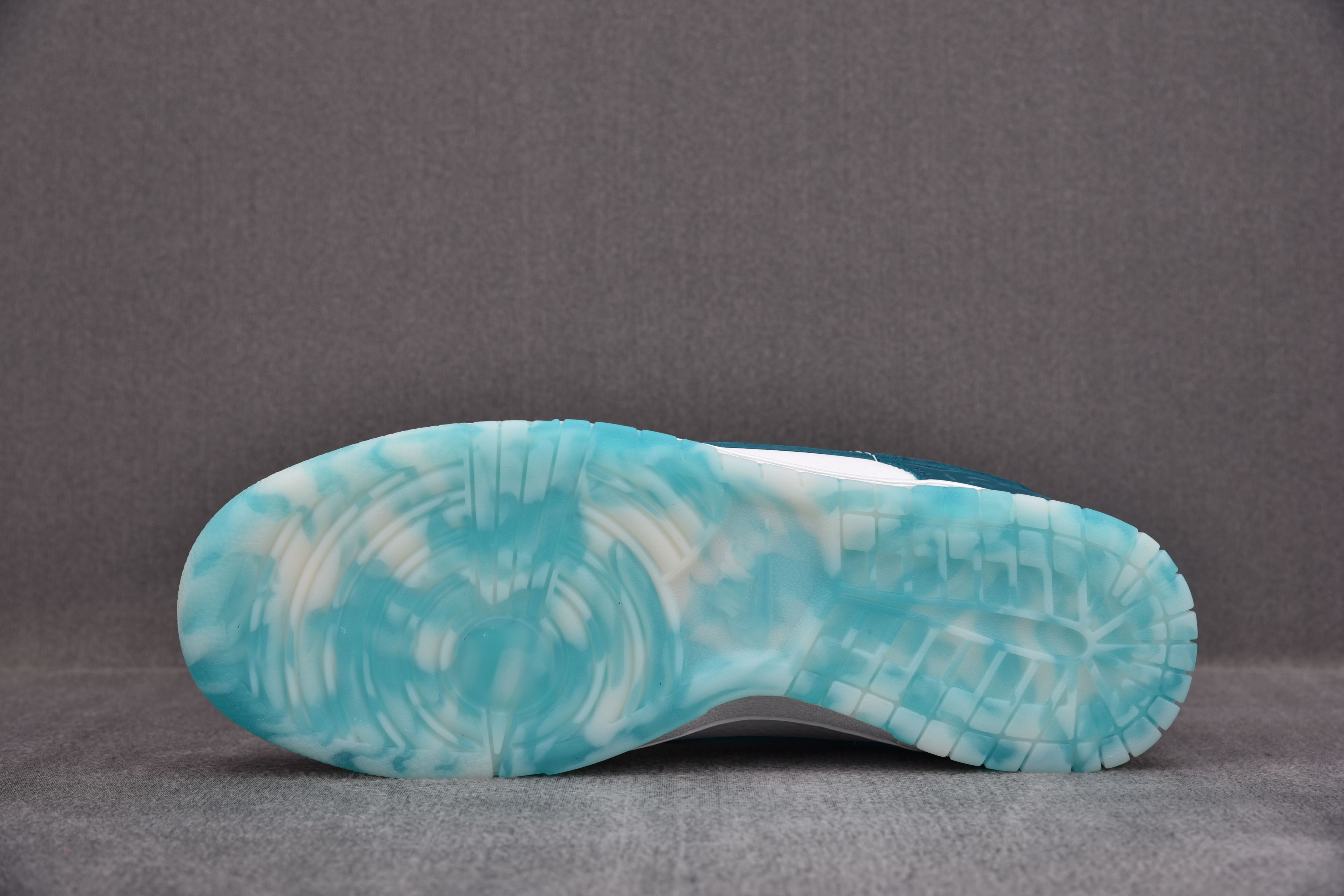 Nike Dunk Low Ocean (Women Size!!)