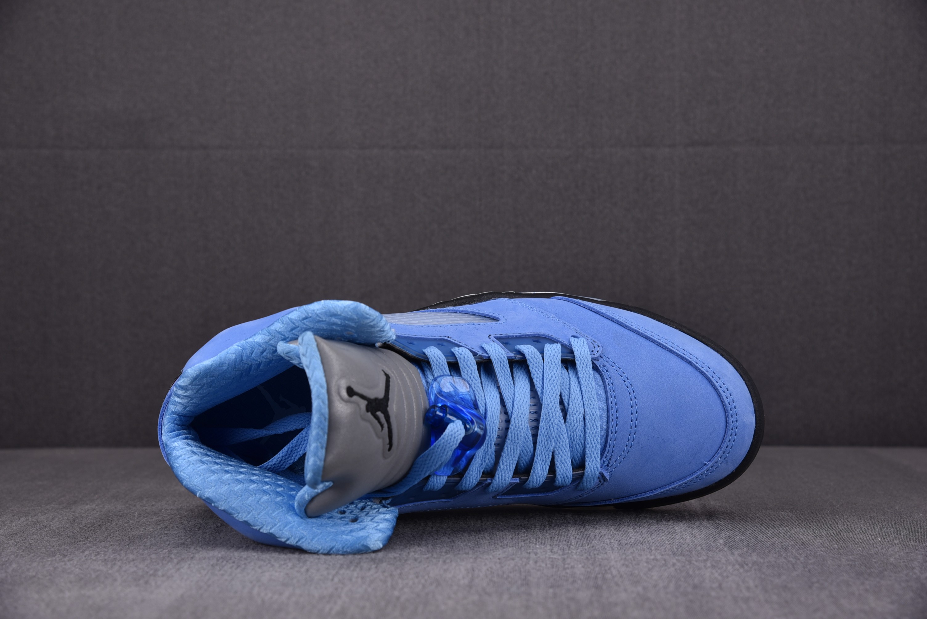 Jordan 5 UNC University Blue