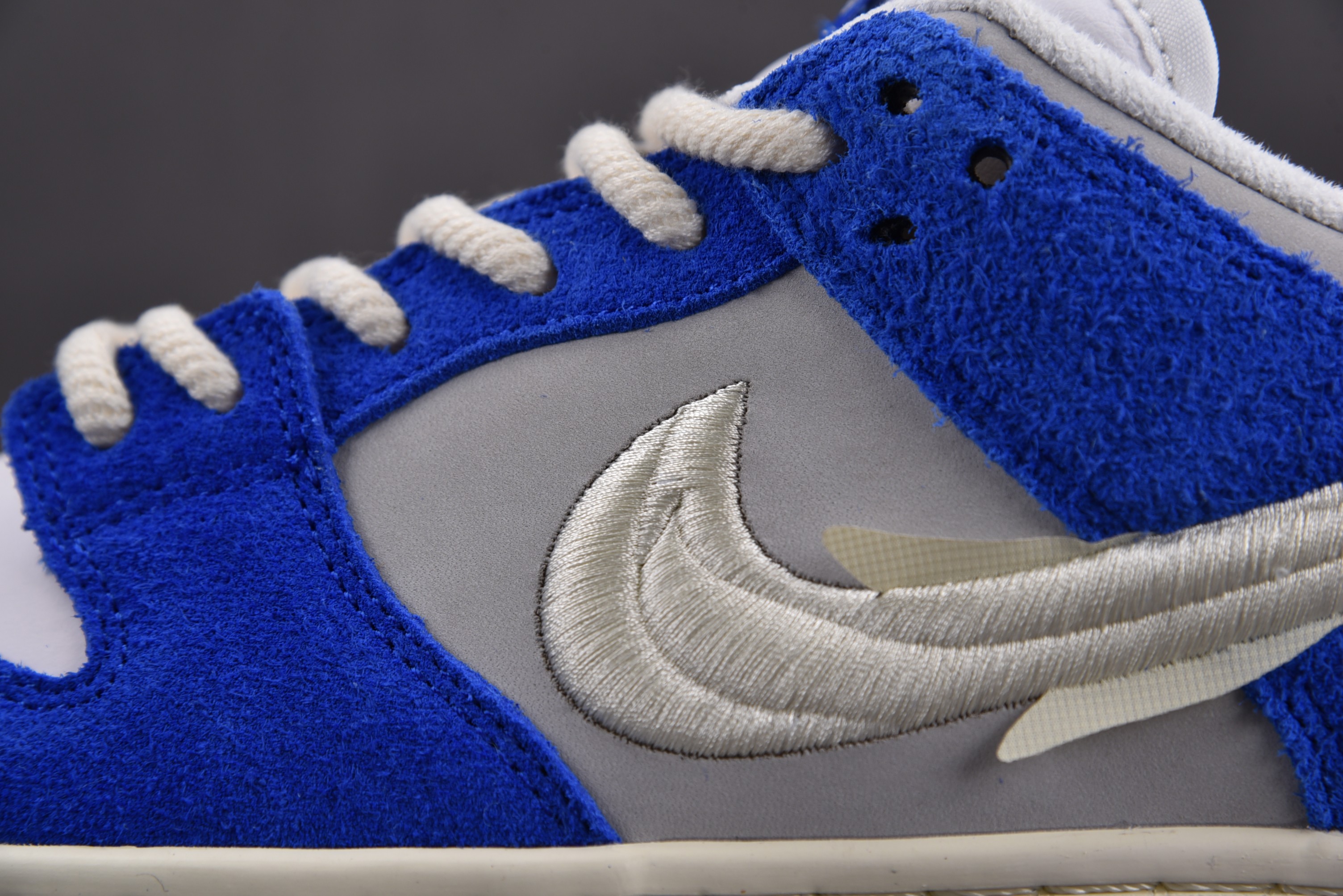 Nike SB Dunk Low Pro Fly Streetwear Gardenia