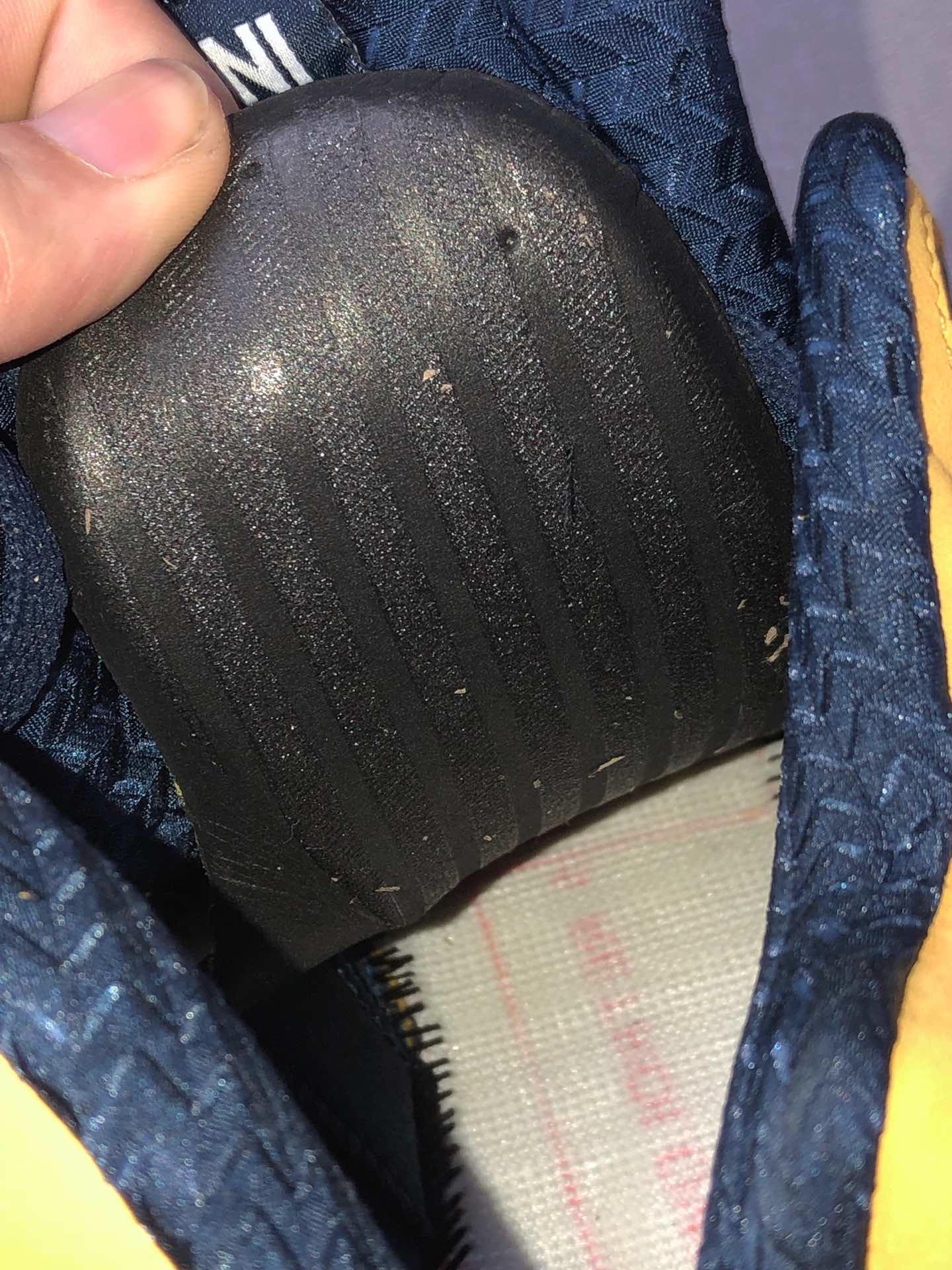 Jordan 5 Retro Michigan
