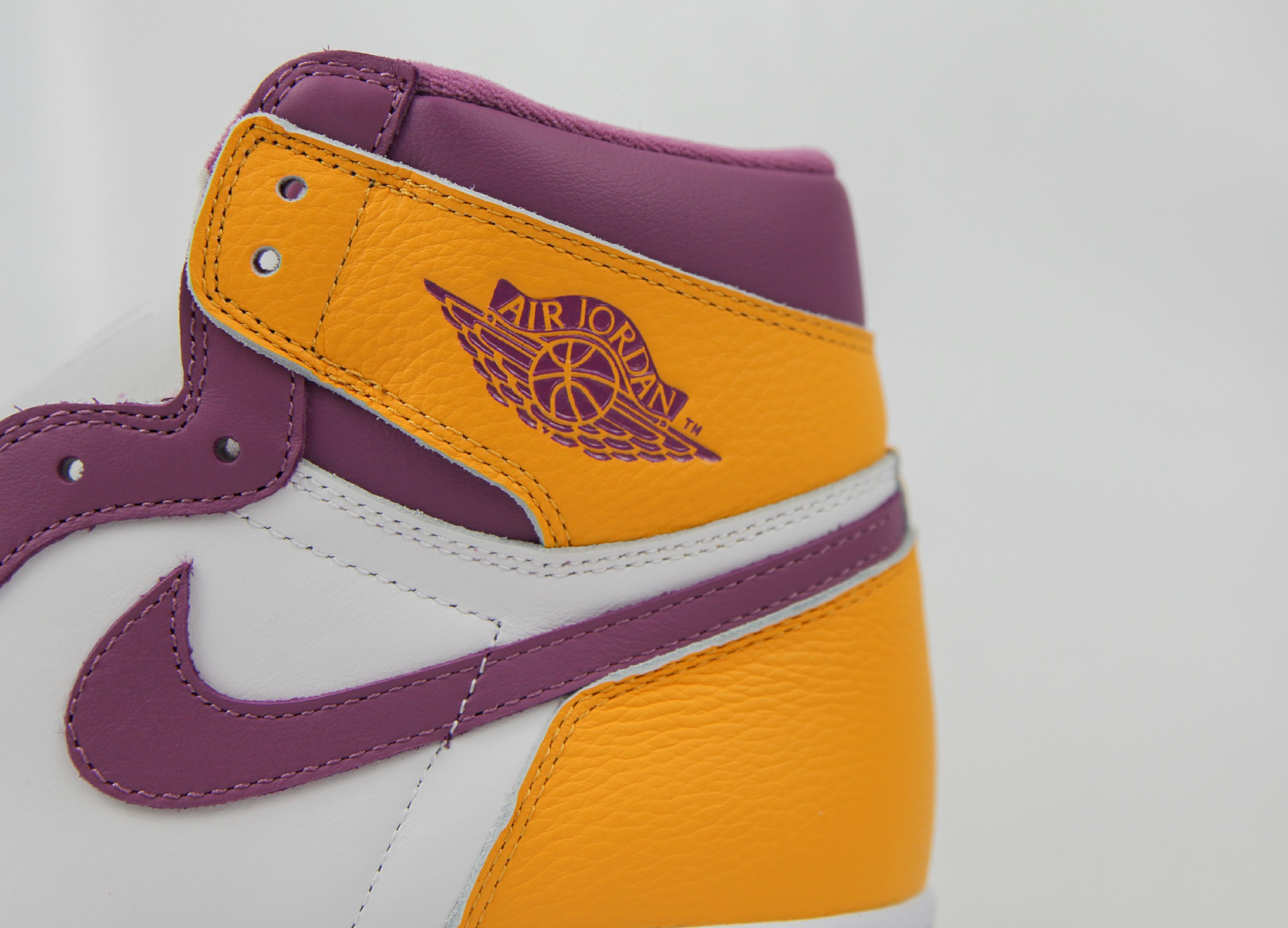 Jordan 1 Retro High OG Brotherhood