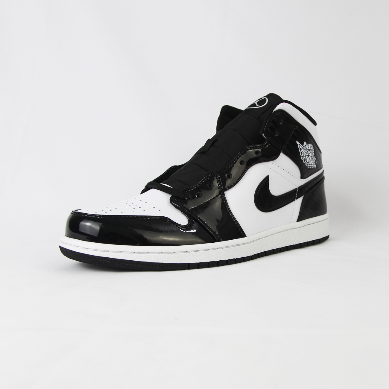 Jordan 1 Mid Carbon Fiber