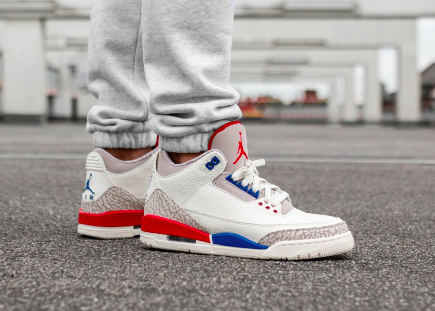 Jordan 3 Retro International Flight