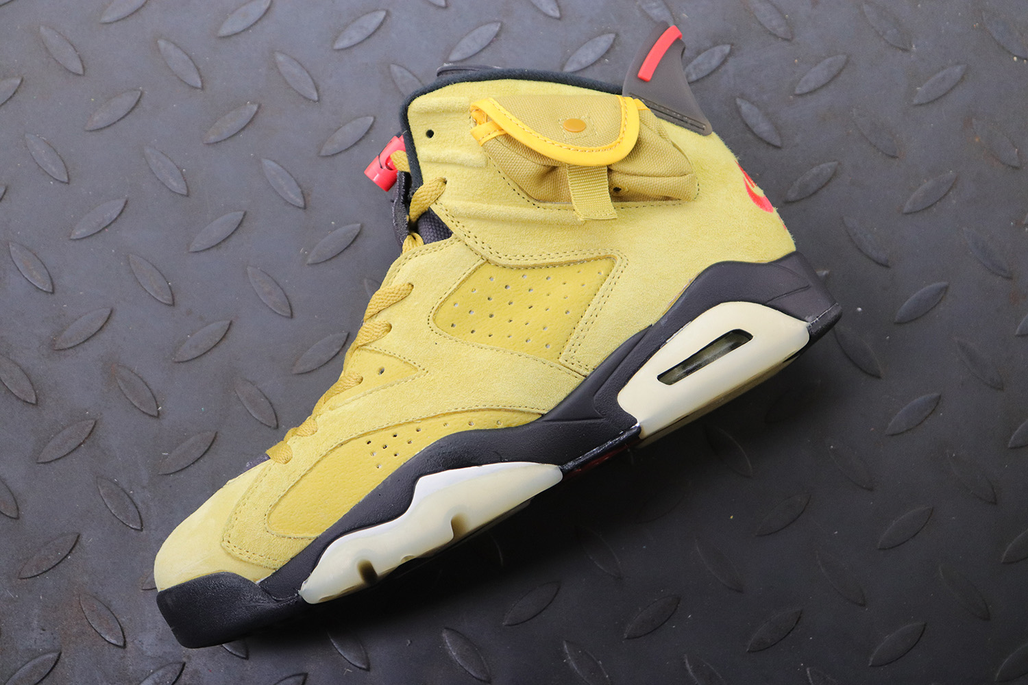 Jordan 6 Retro Travis Scott Yellow Friends & Family