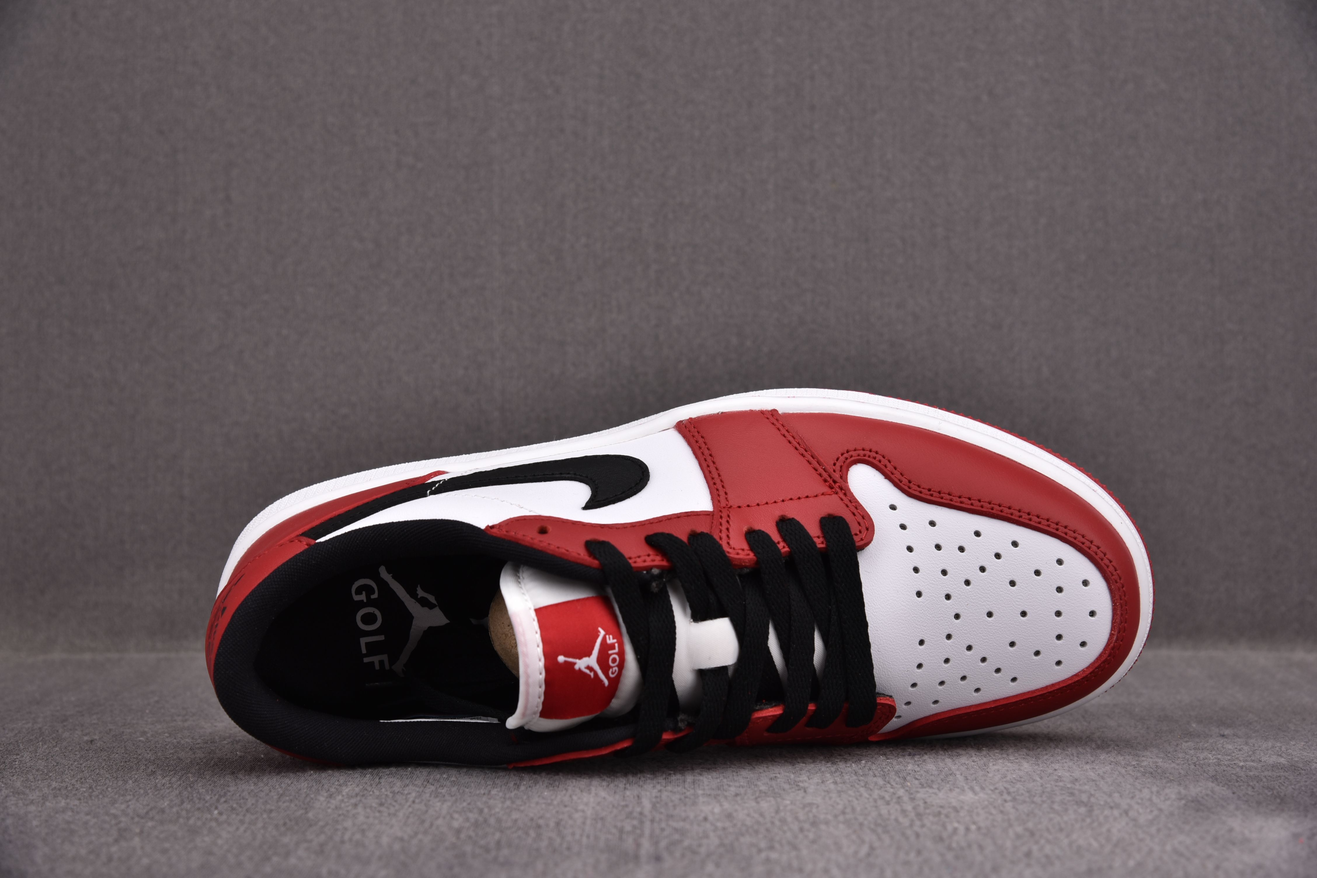Jordan 1 Retro Low Golf Chicago