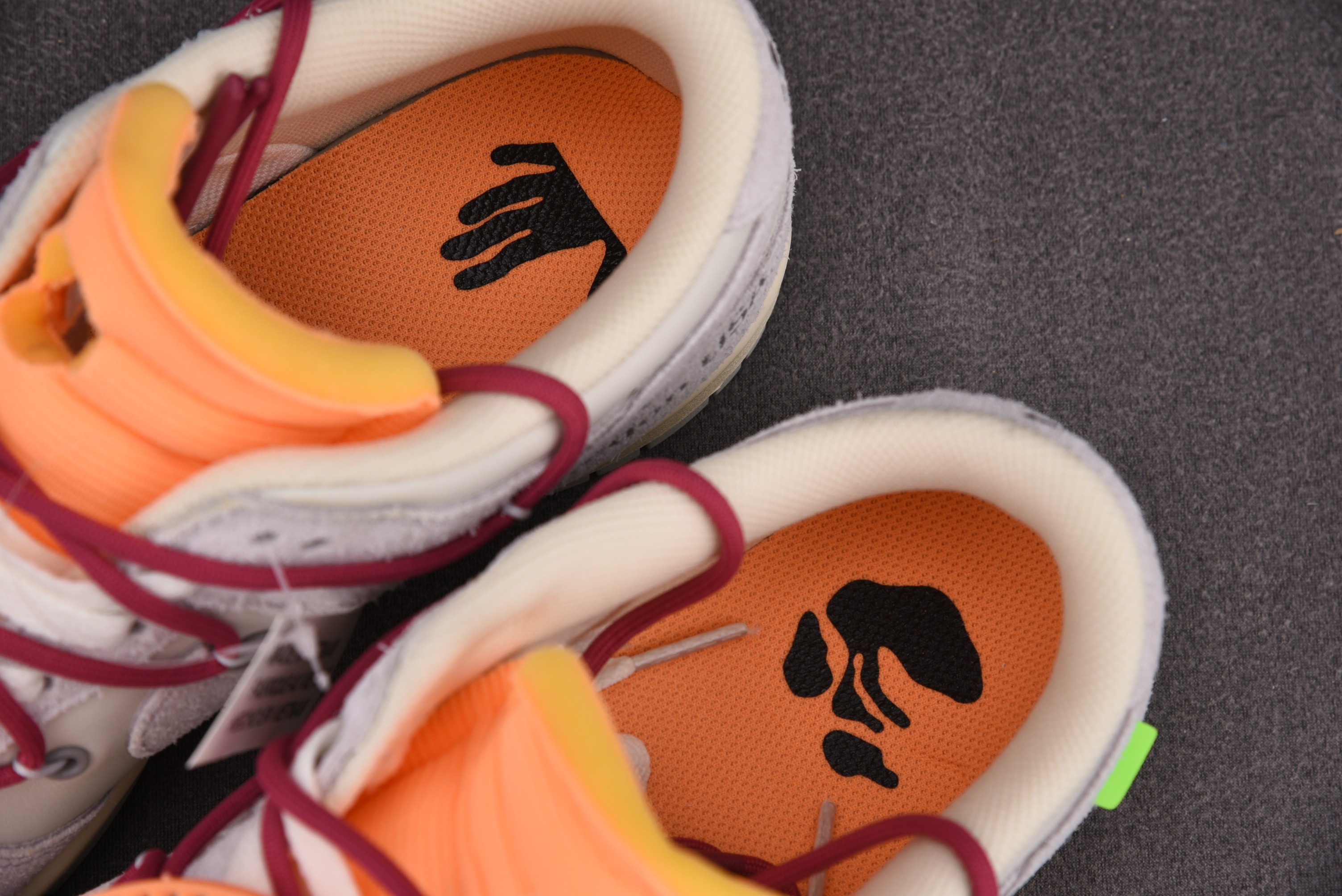 Nike Dunk Low   Lot 35