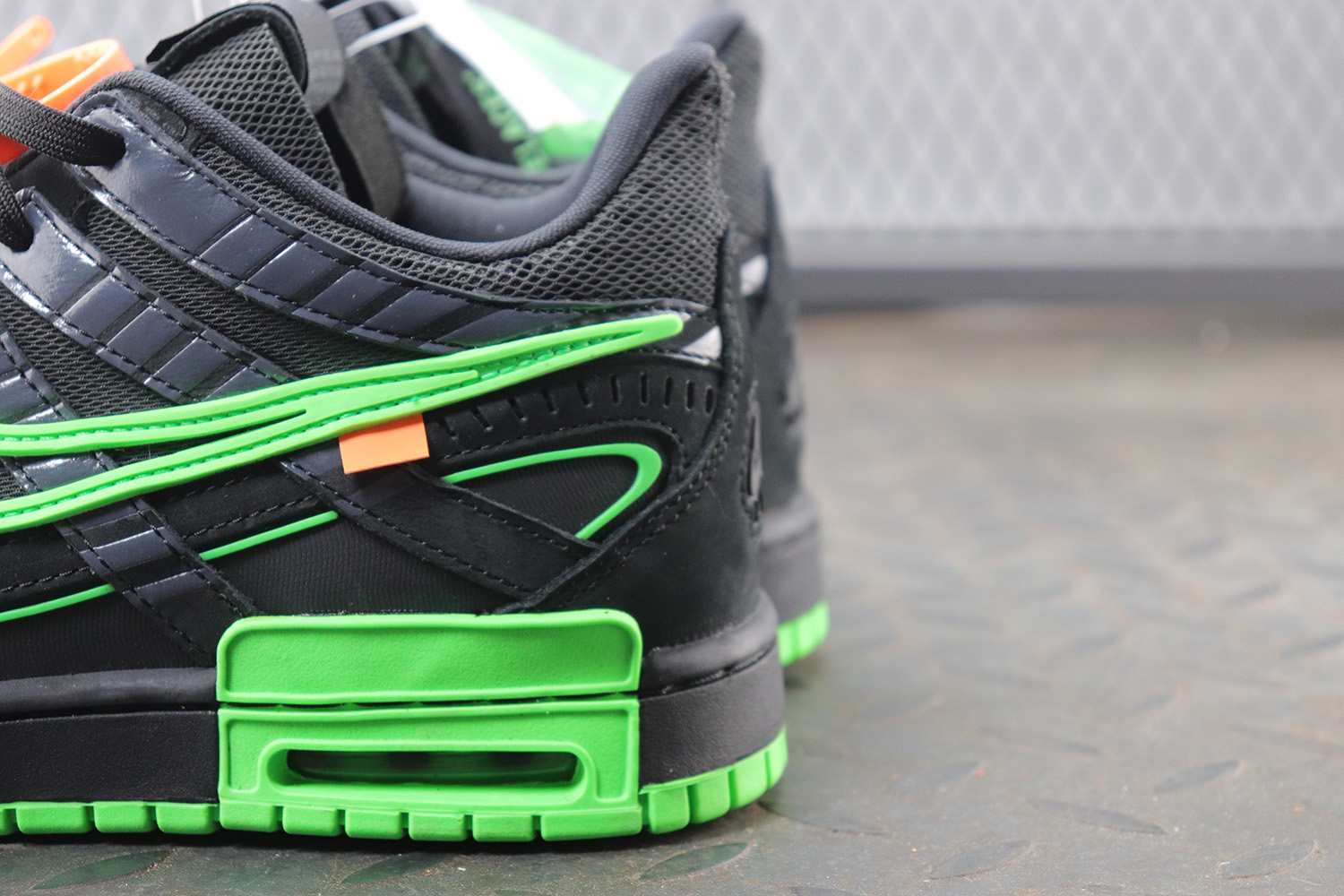 Nike Air Rubber Dunk   Green Strike