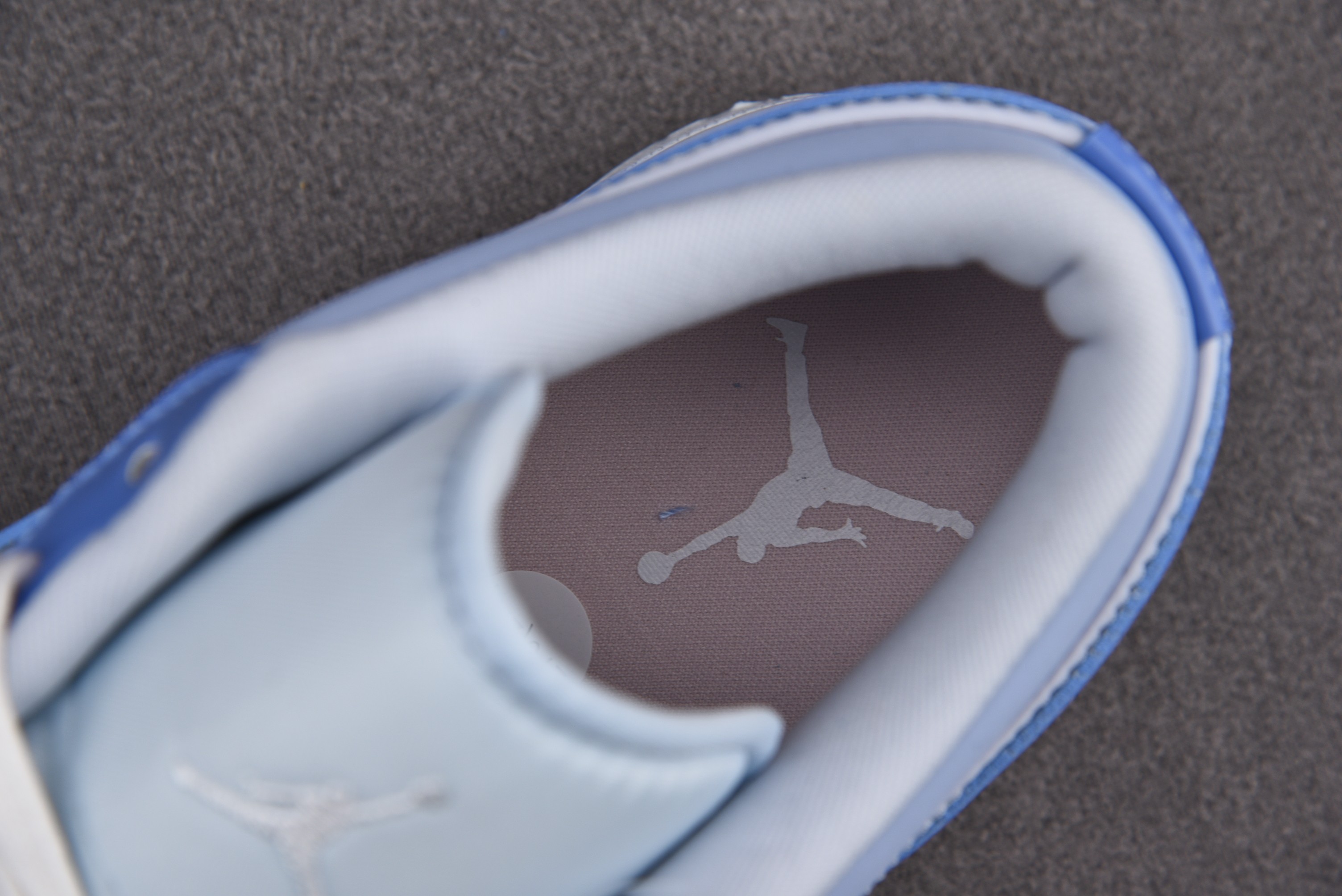 Jordan 1 Low SE Mighty Swooshers