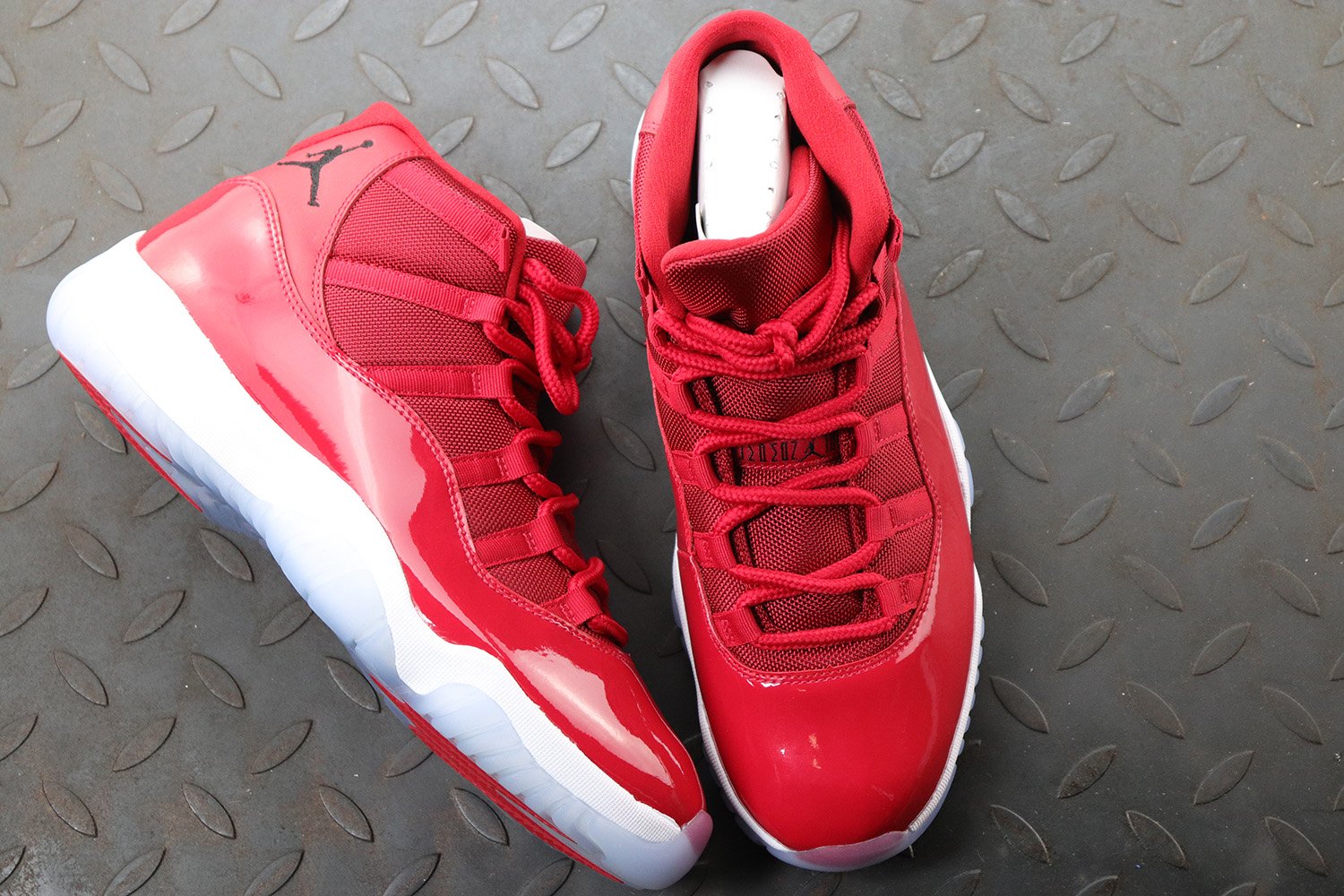 Jordan 11 Retro Win Like 96 Gym Red