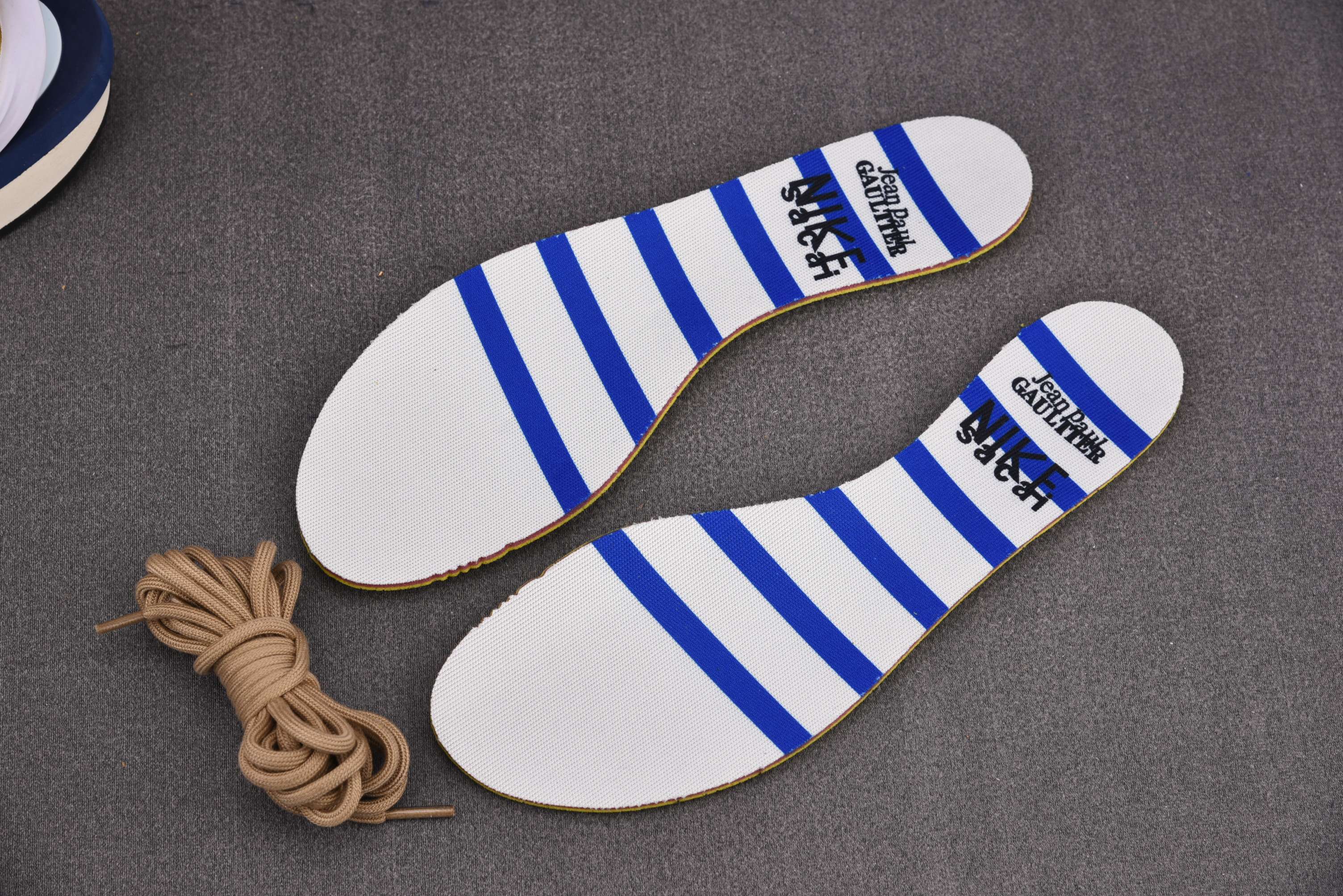 Nike Vaporwaffle sacai Jean Paul Gaultier Sesame Blue