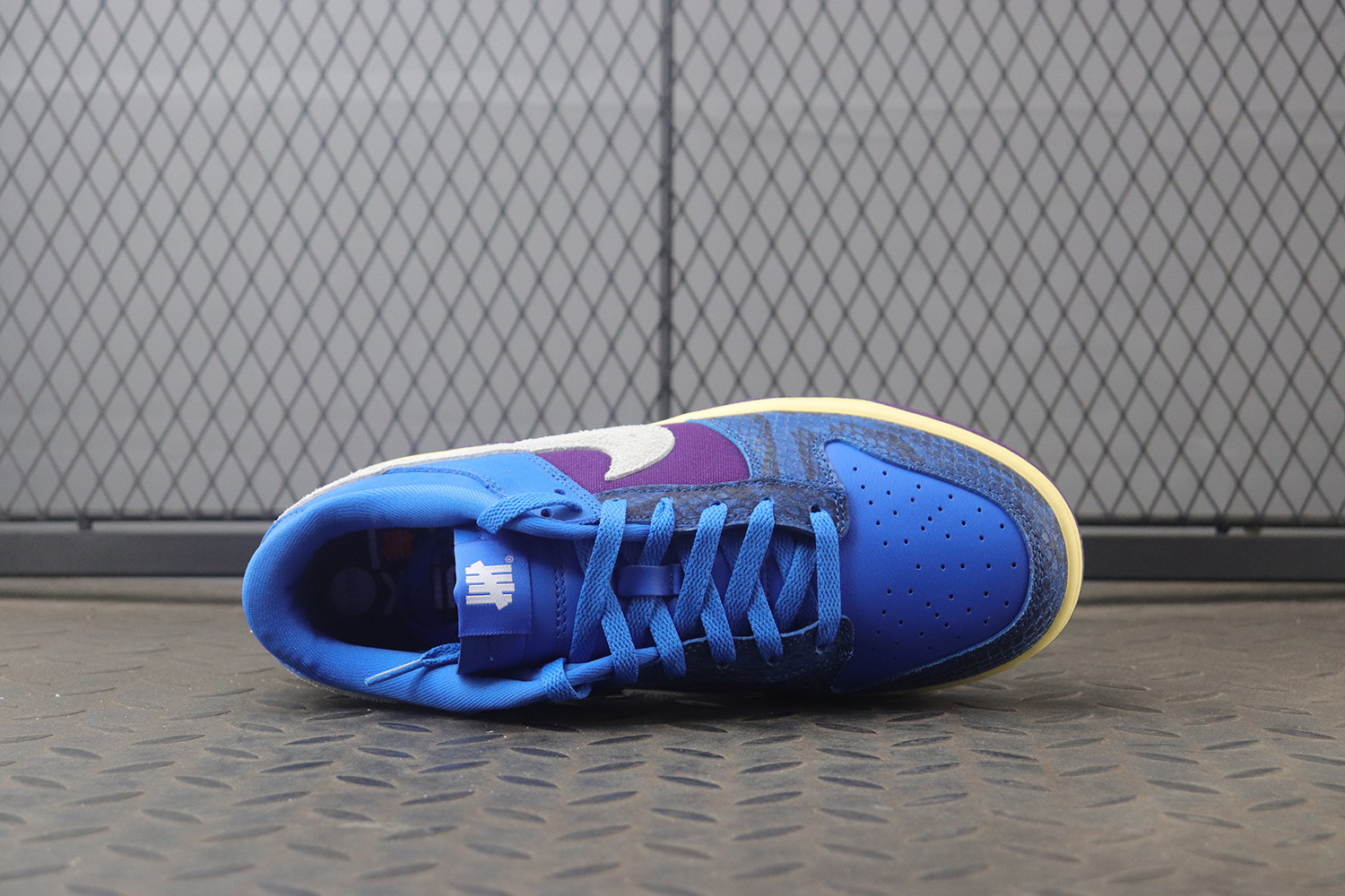 Nike Dunk Low Undefeated 5 On It Dunk vs. AF1