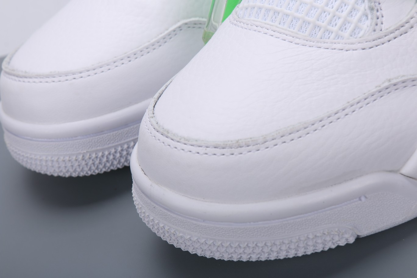 Jordan 4 Retro Metallic Green