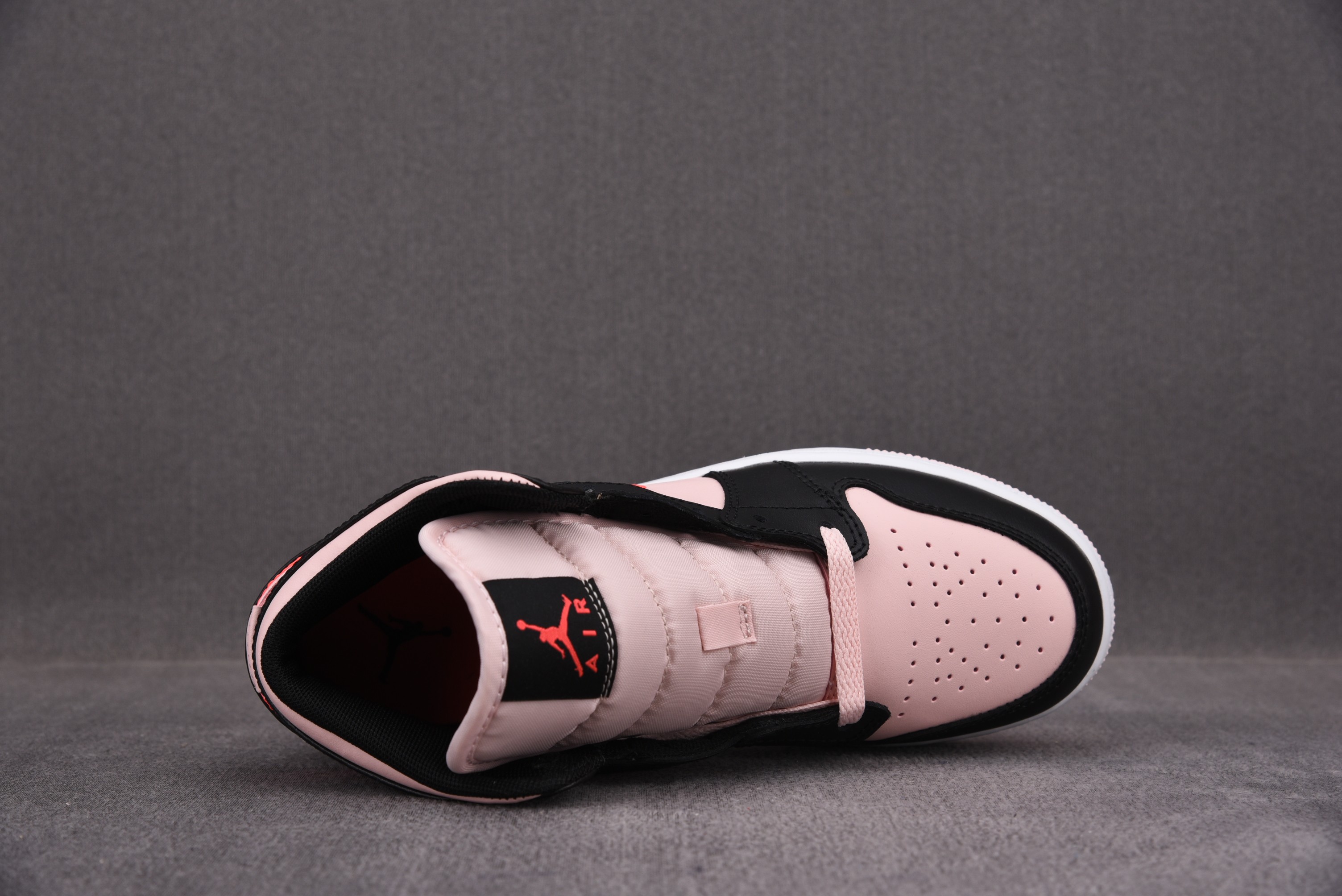 Jordan 1 Mid Atmosphere