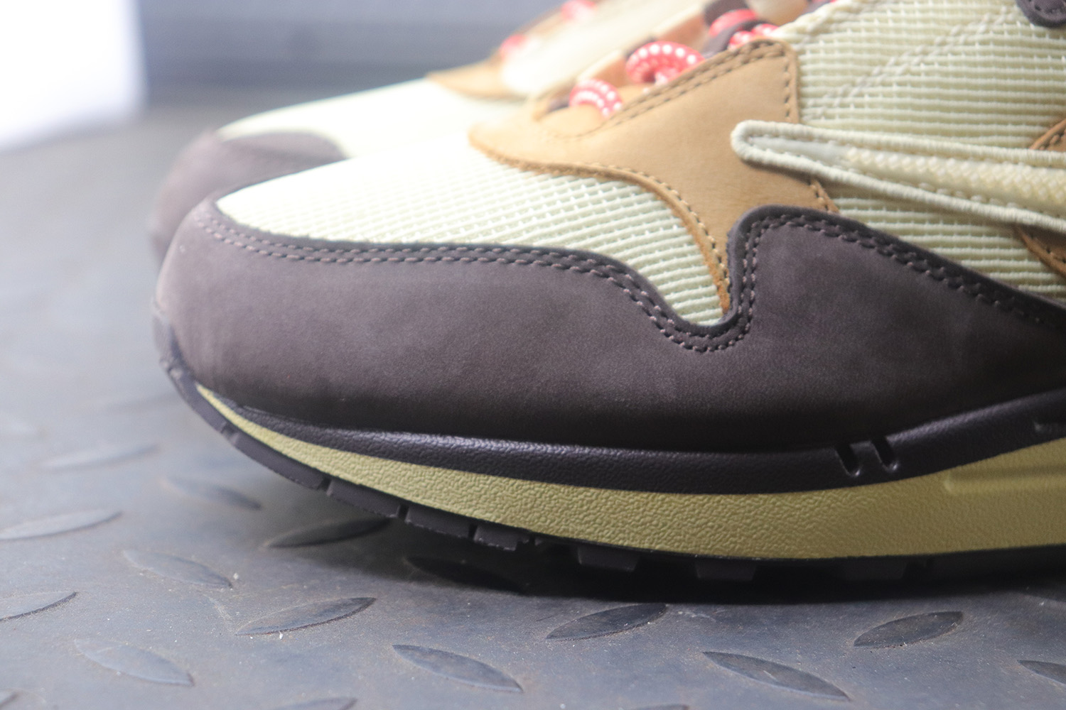 Nike Air Max 1 Travis Scott Cactus Jack Baroque Brown