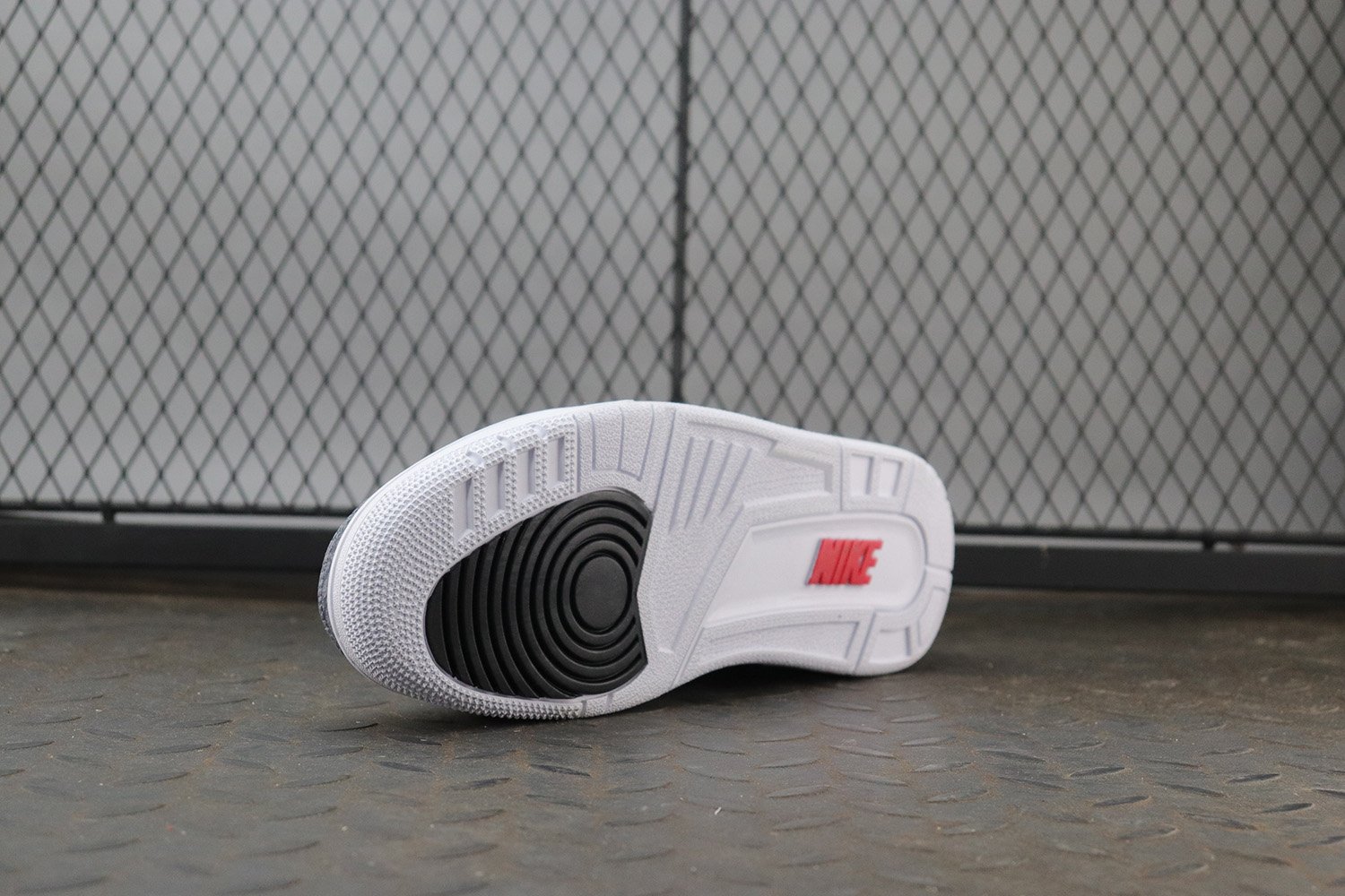 Jordan 3 Retro SE Fire Red Denim