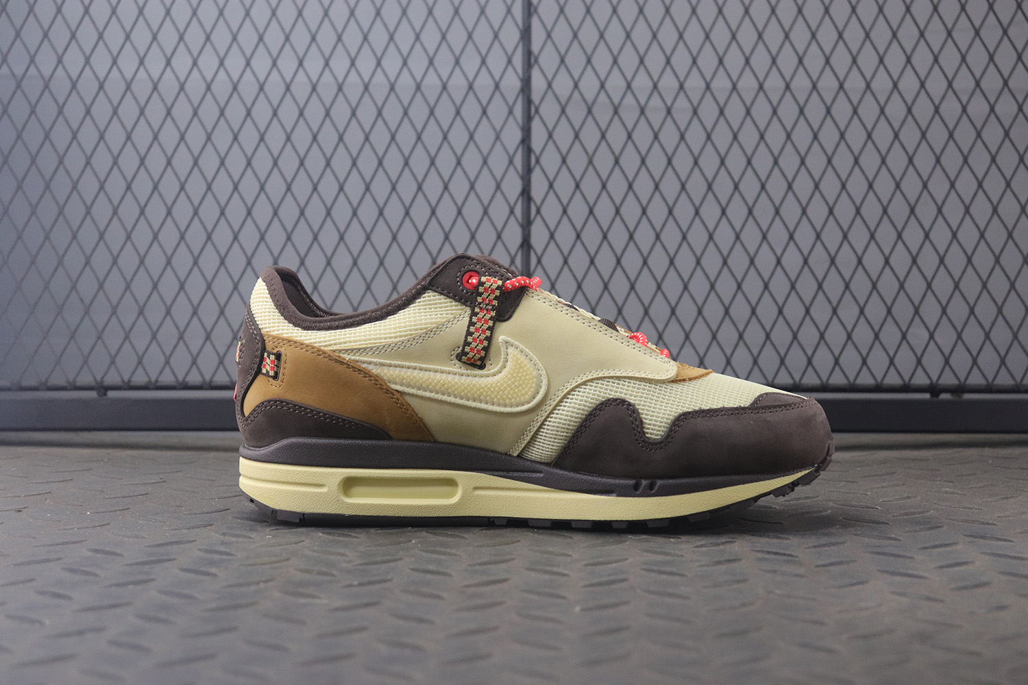 Nike Air Max 1 Travis Scott Cactus Jack Baroque Brown