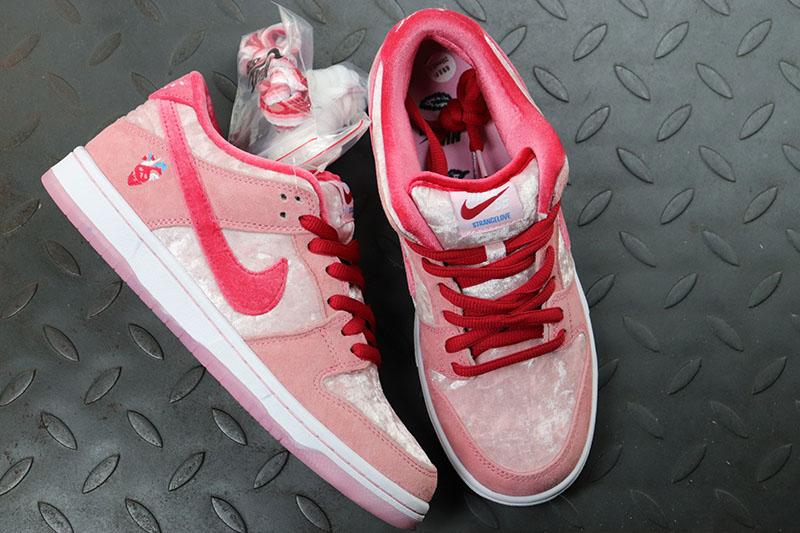SB Dunk Low x StrangeLove (Special Box)